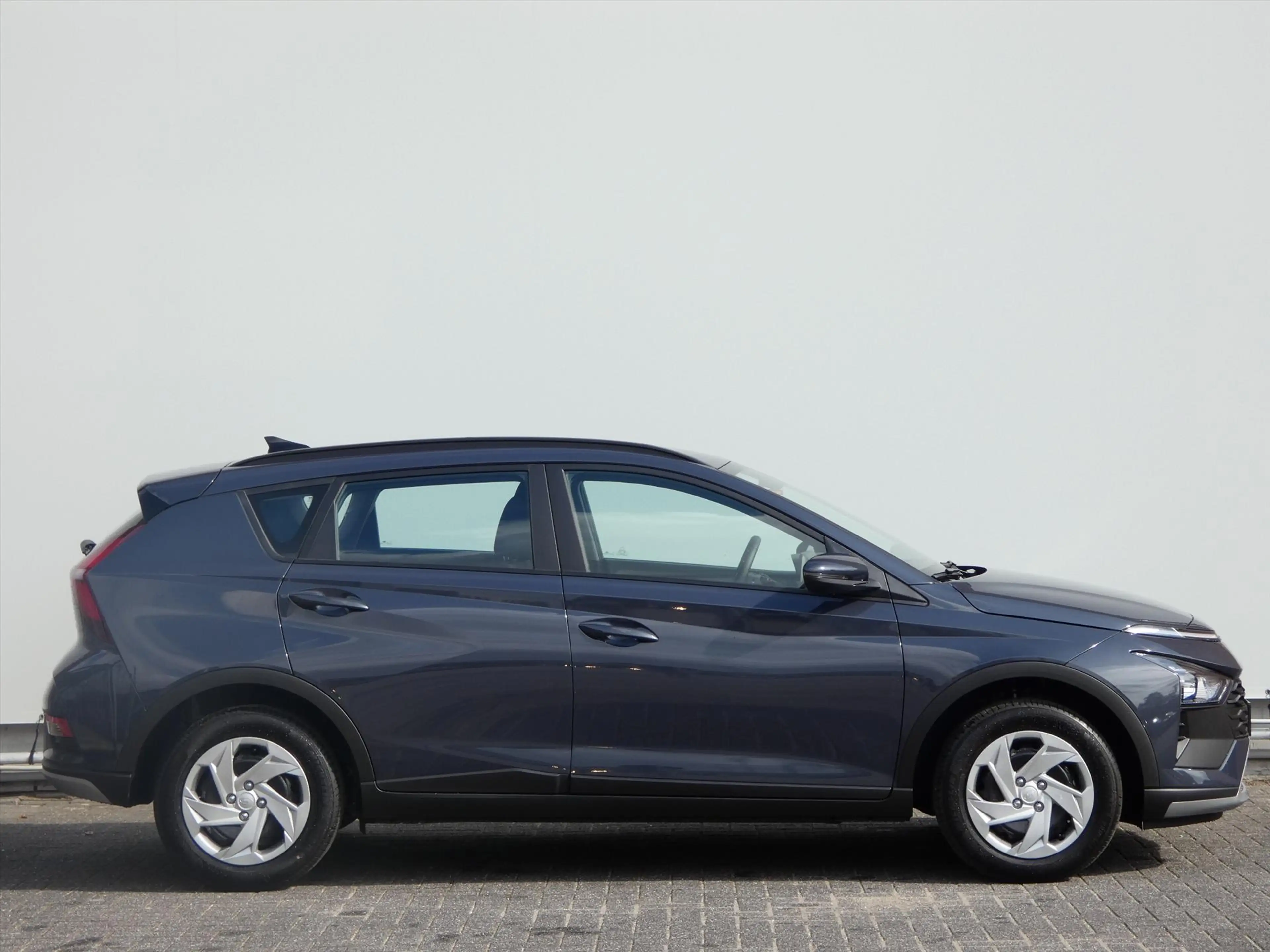 Hyundai BAYON 1.0 T-GDI 48V 100PK i-Motion — photo 3