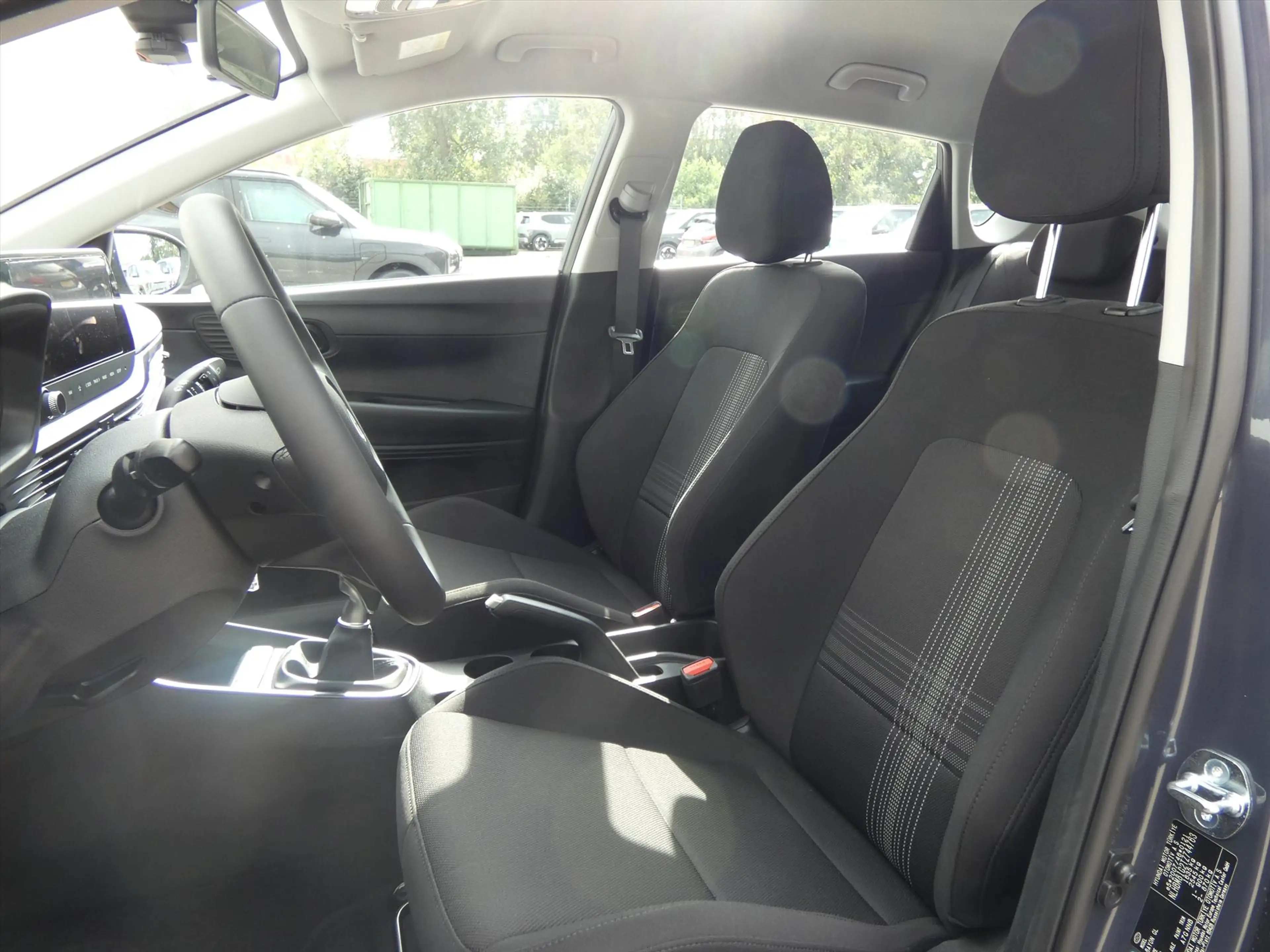 Hyundai BAYON 1.0 T-GDI 48V 100PK i-Motion — photo 9