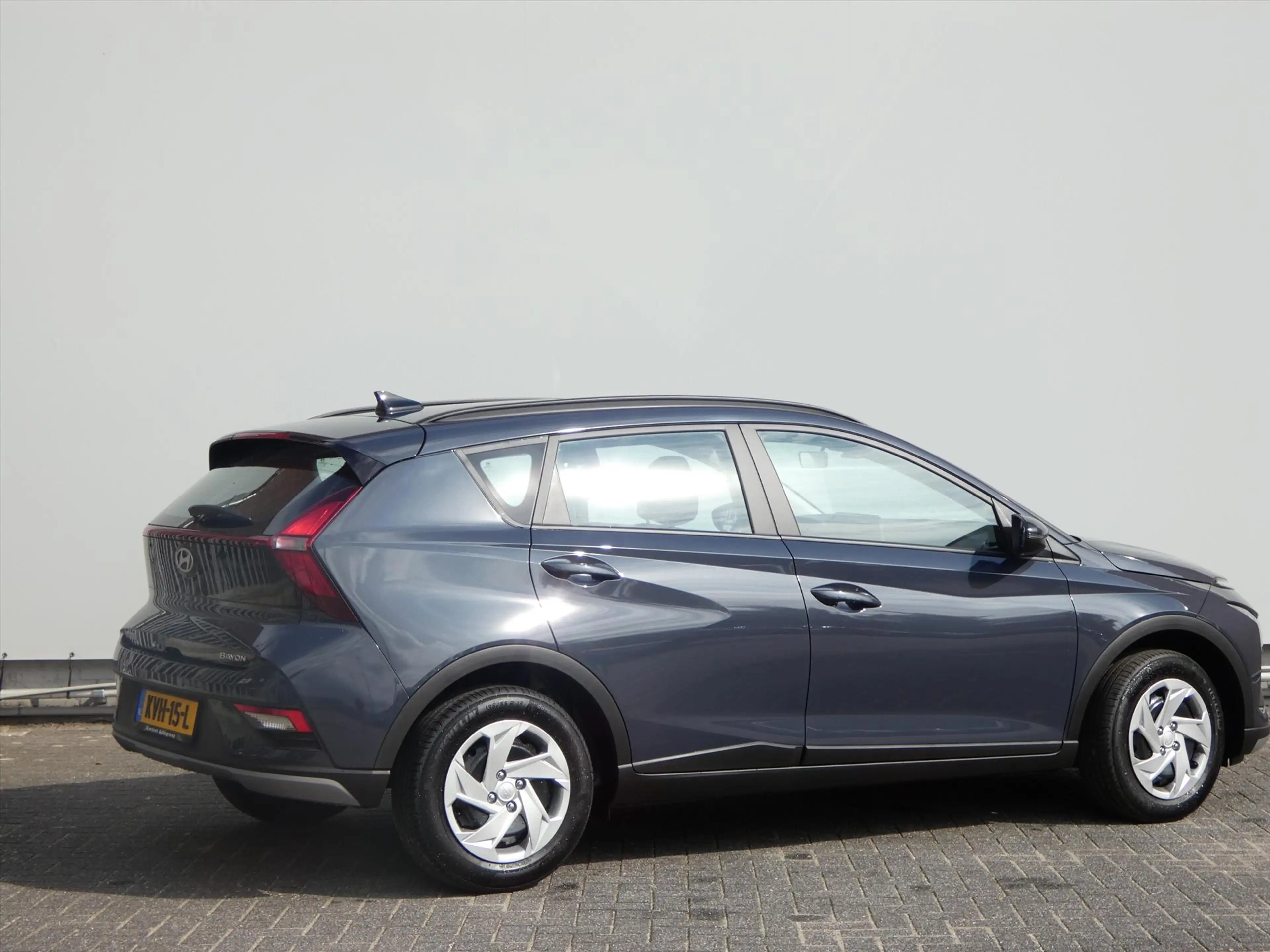 Hyundai BAYON 1.0 T-GDI 48V 100PK i-Motion — photo 4