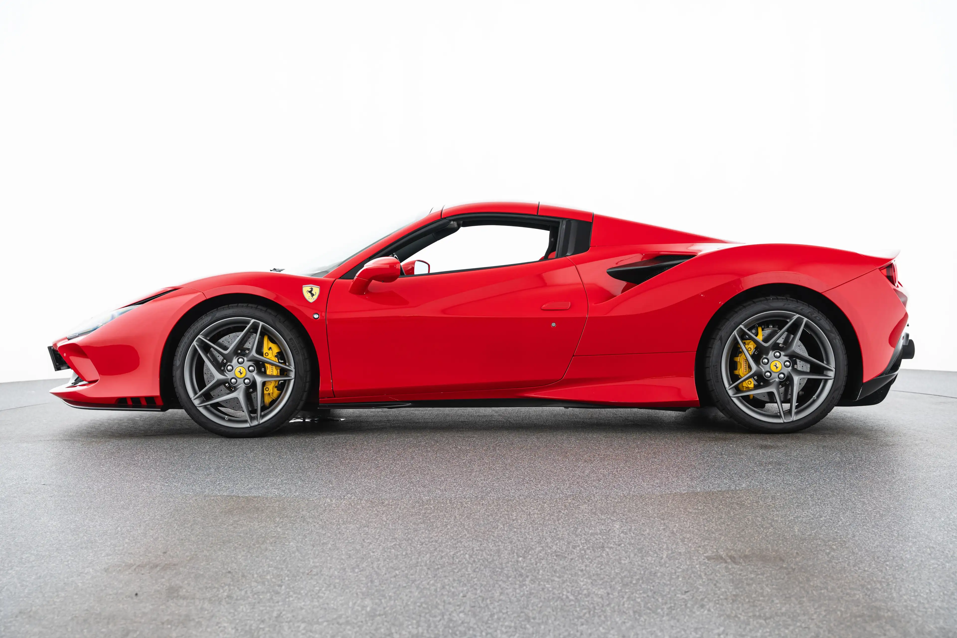 Ferrari F8 Spider — photo 8