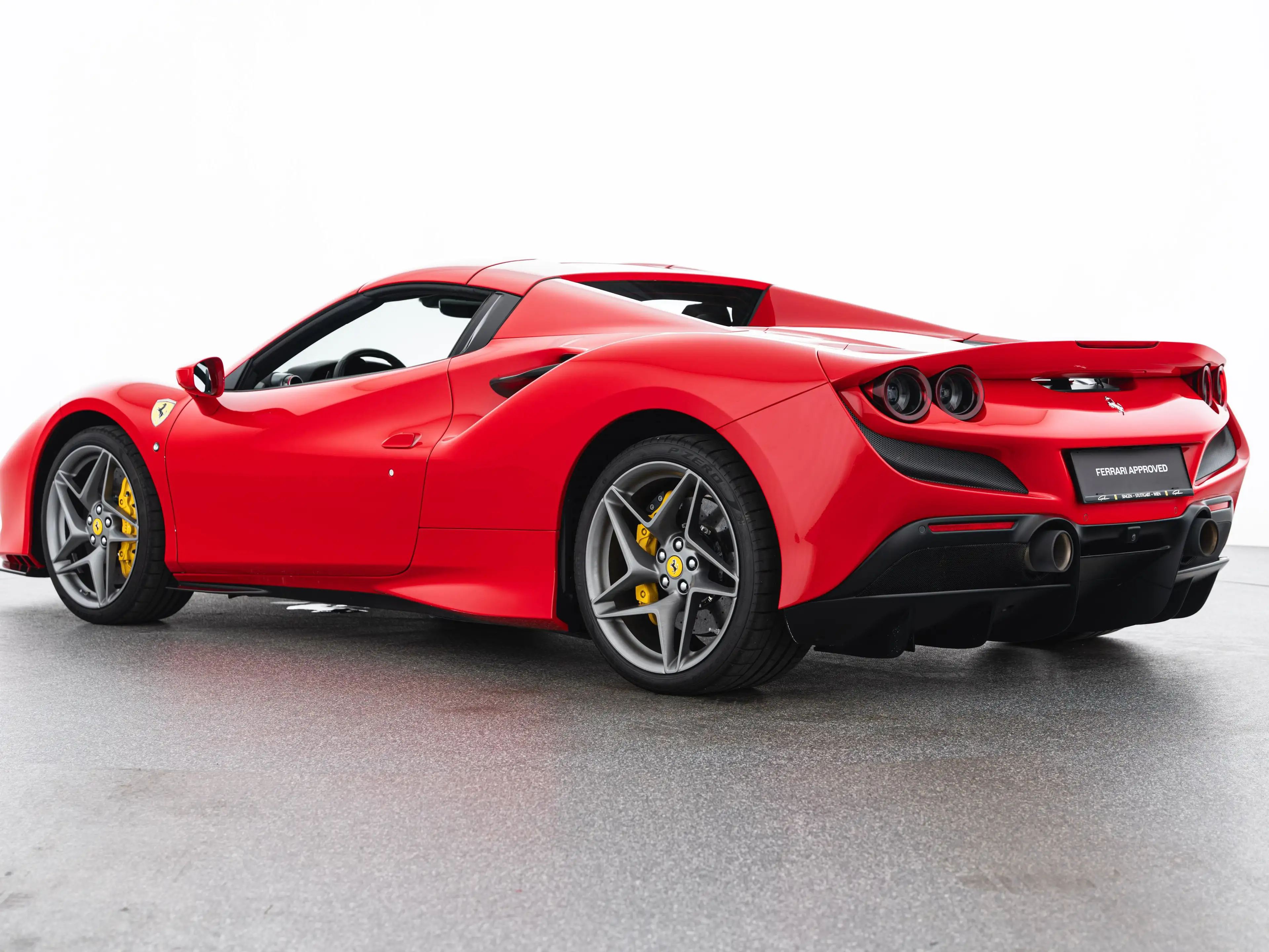 Ferrari F8 Spider — photo 7