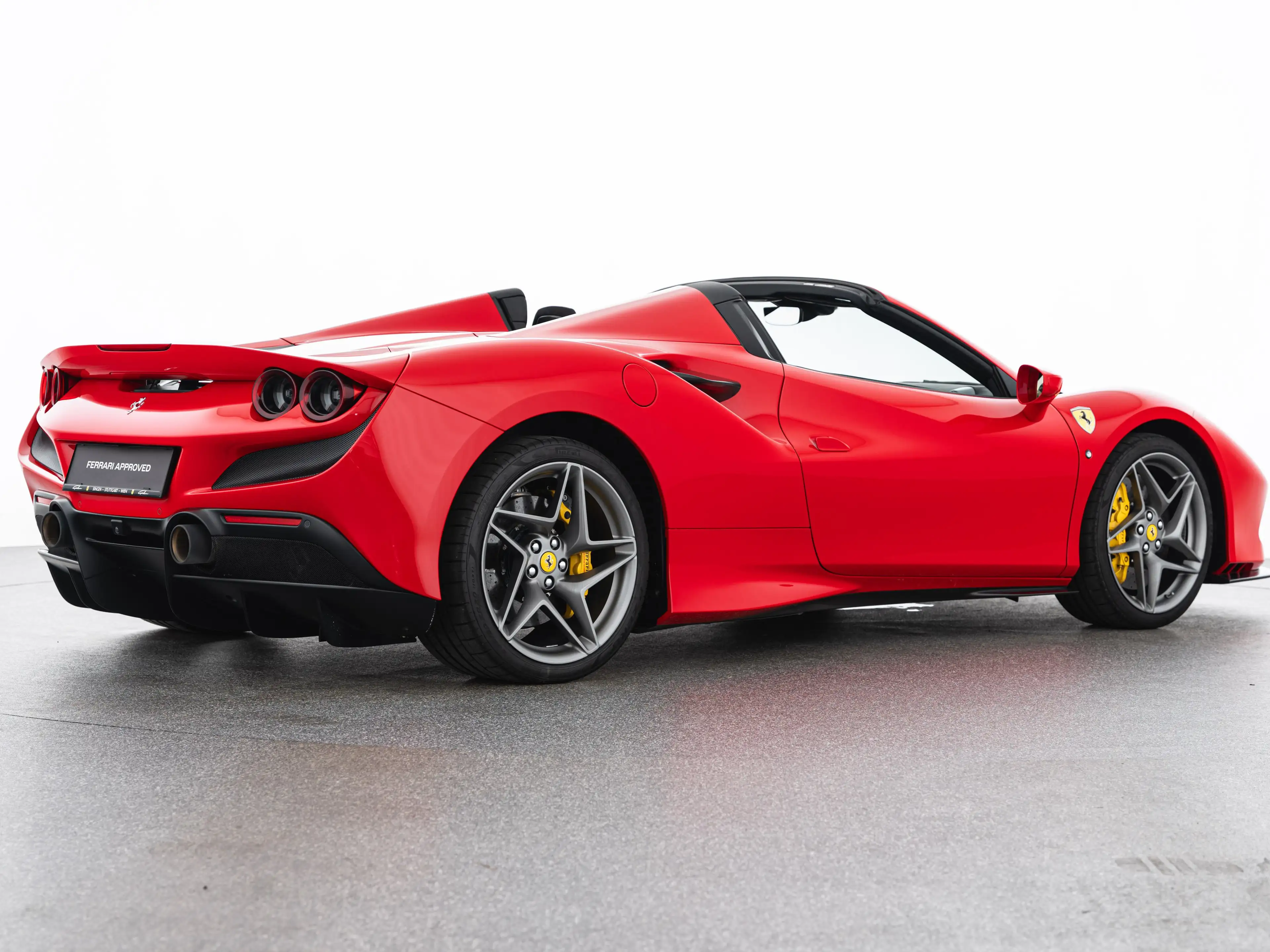 Ferrari F8 Spider — photo 5