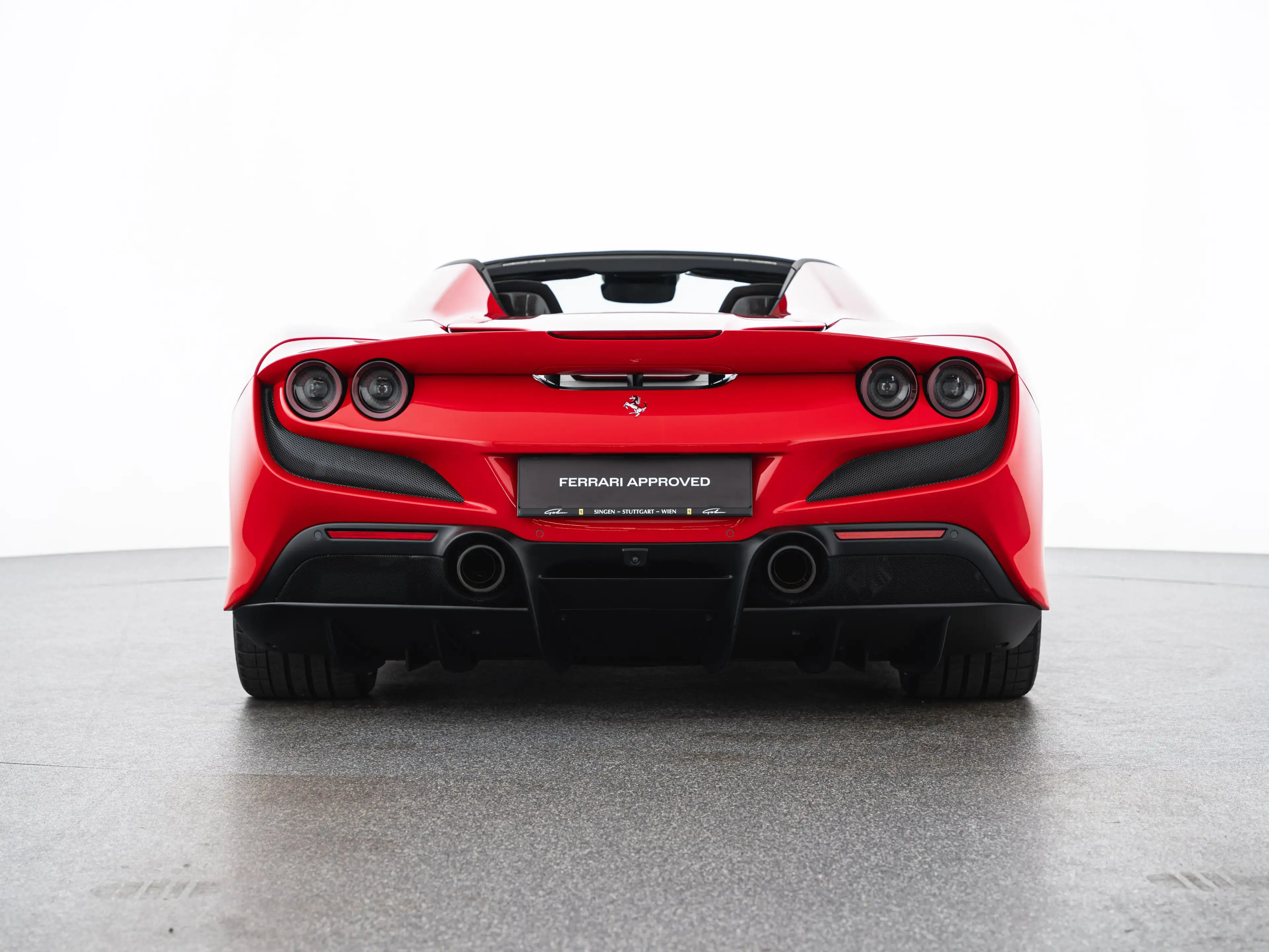 Ferrari F8 Spider — photo 6