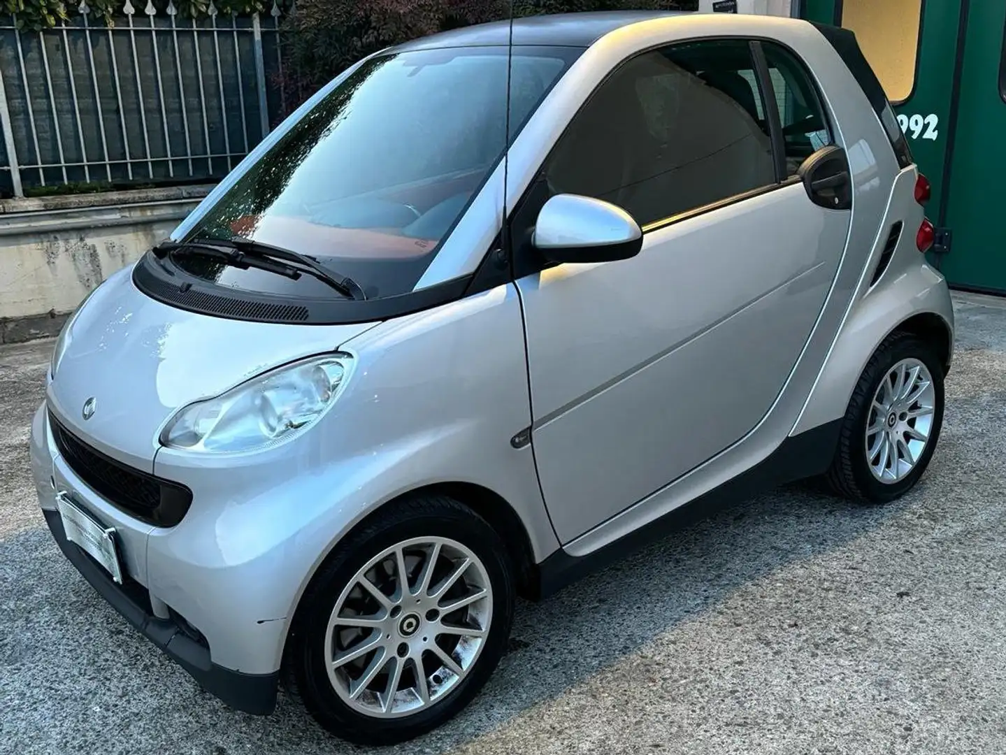 smart forTwo Fortwo 0.8 cdi Passion 45cv Argento - 2
