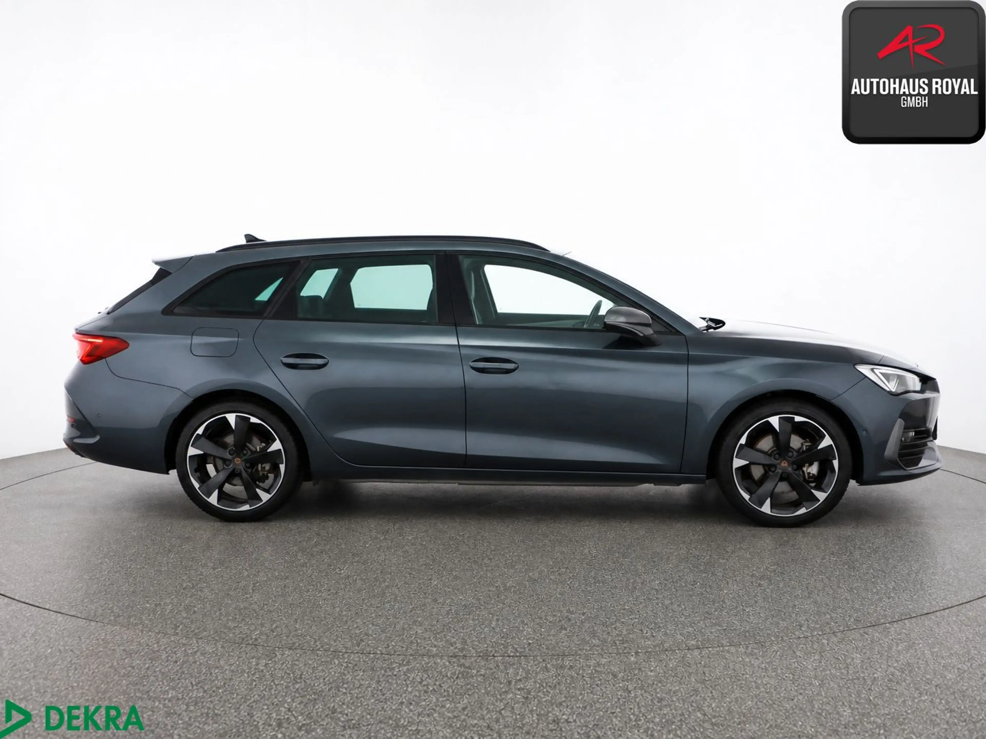 CUPRA Leon ST 1.4 TSI e-Hybrid MATRIX,PARKLENK,MEMORY — photo 6
