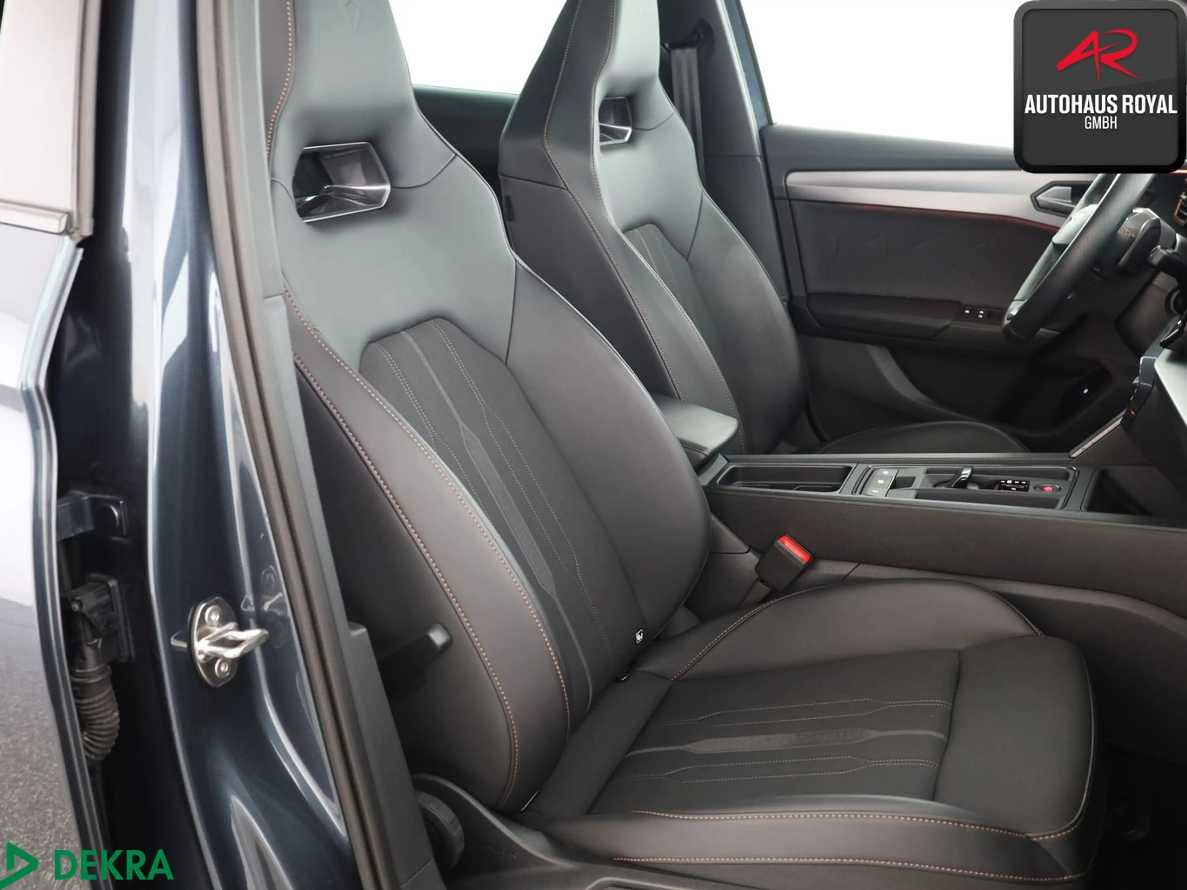 CUPRA Leon ST 1.4 TSI e-Hybrid MATRIX,PARKLENK,MEMORY — photo 12