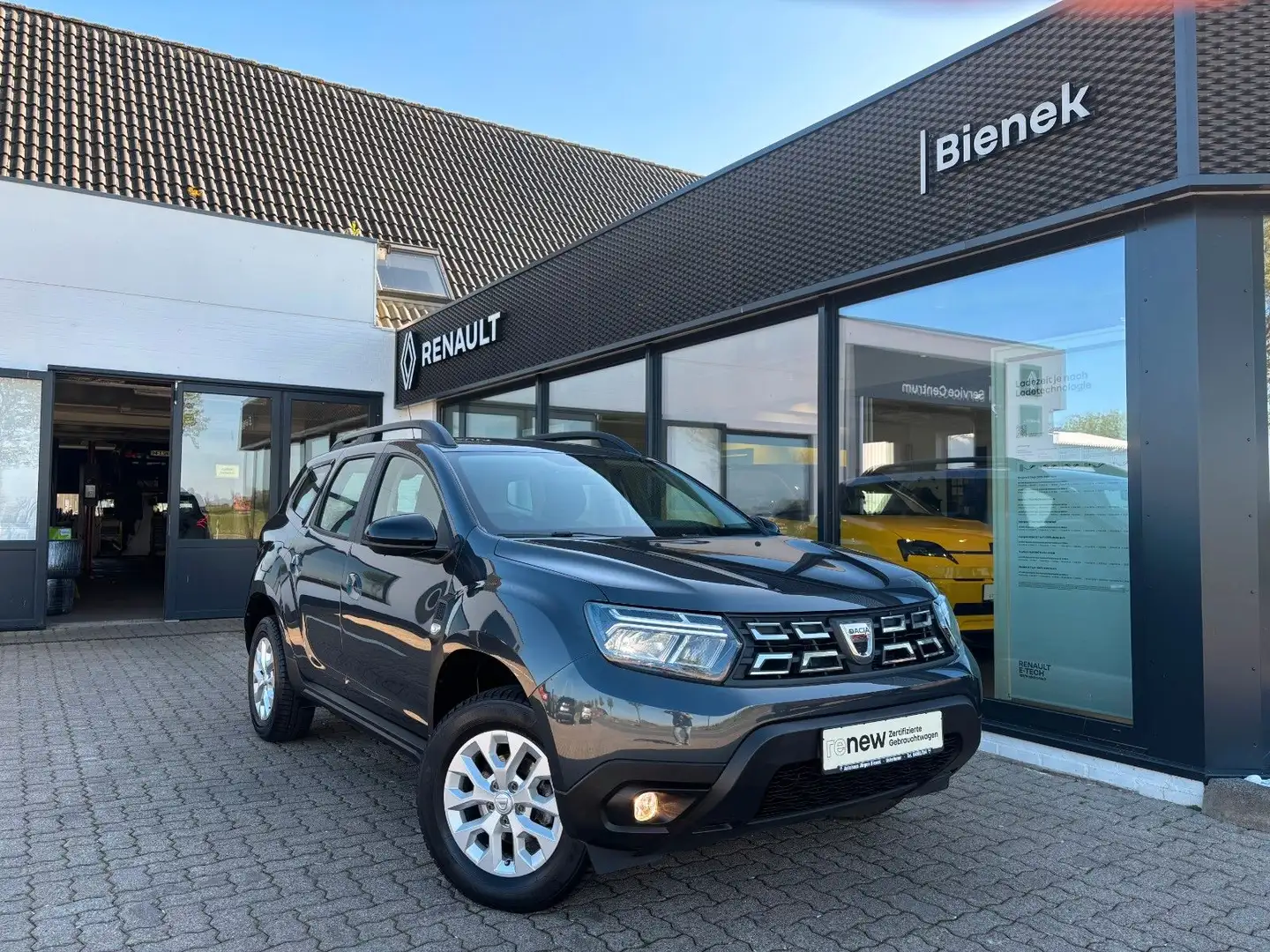 Dacia Duster Comfort TCe 100 ECO-G 2WD Grijs - 2
