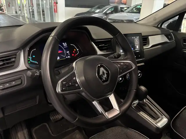 Renault Captur view 18