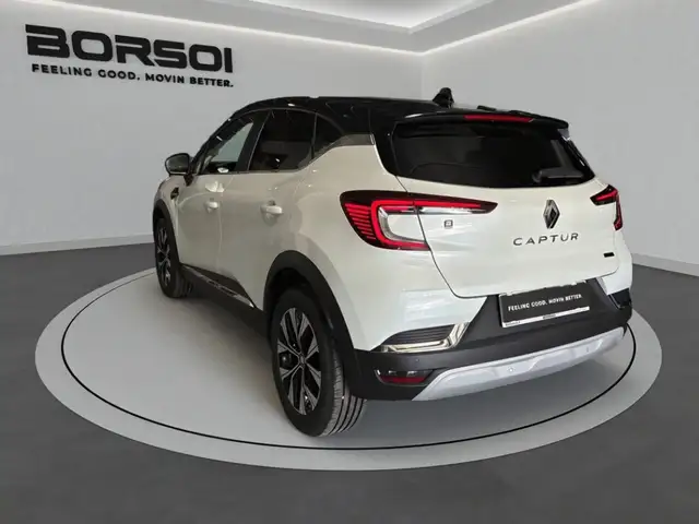 Renault Captur view 3