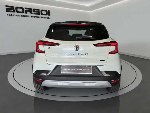 Renault Captur view 4
