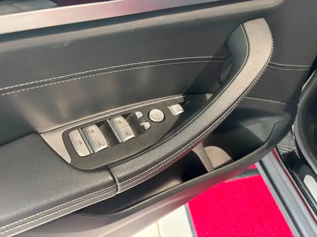 BMW X3 view 14