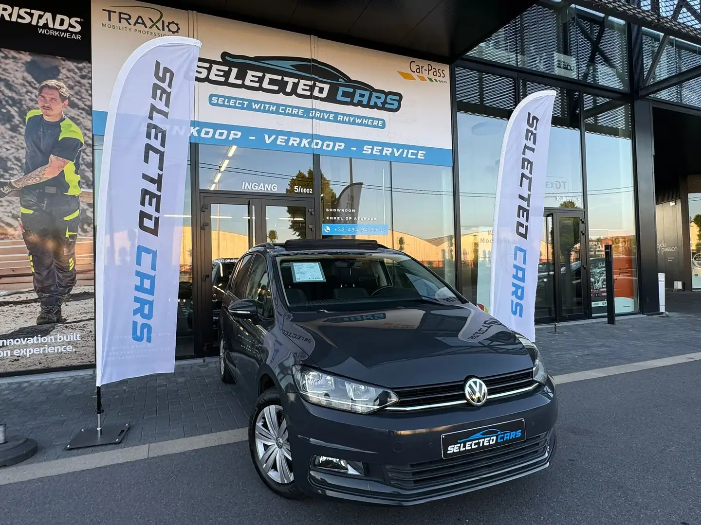 Volkswagen Touran Touran 1.4 TSI (BlueMotion Technology) Comfortline Grijs - 1