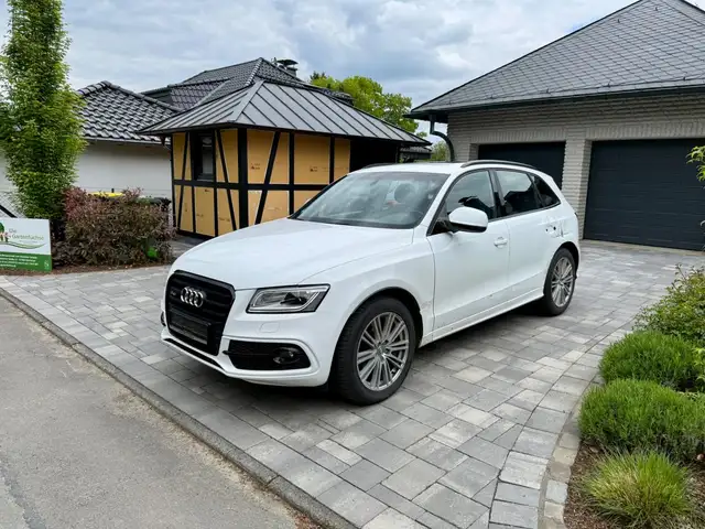 Audi SQ5 3.0 TDI quattro Streifschaden