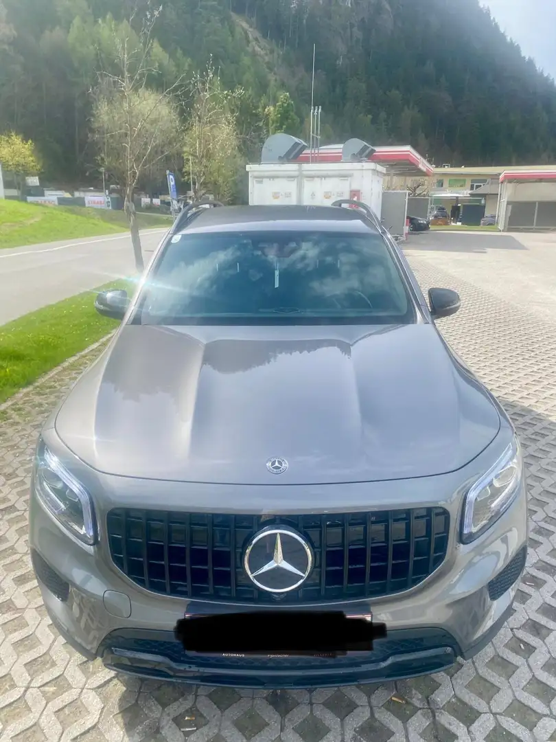 Mercedes-Benz 180 Grau - 1