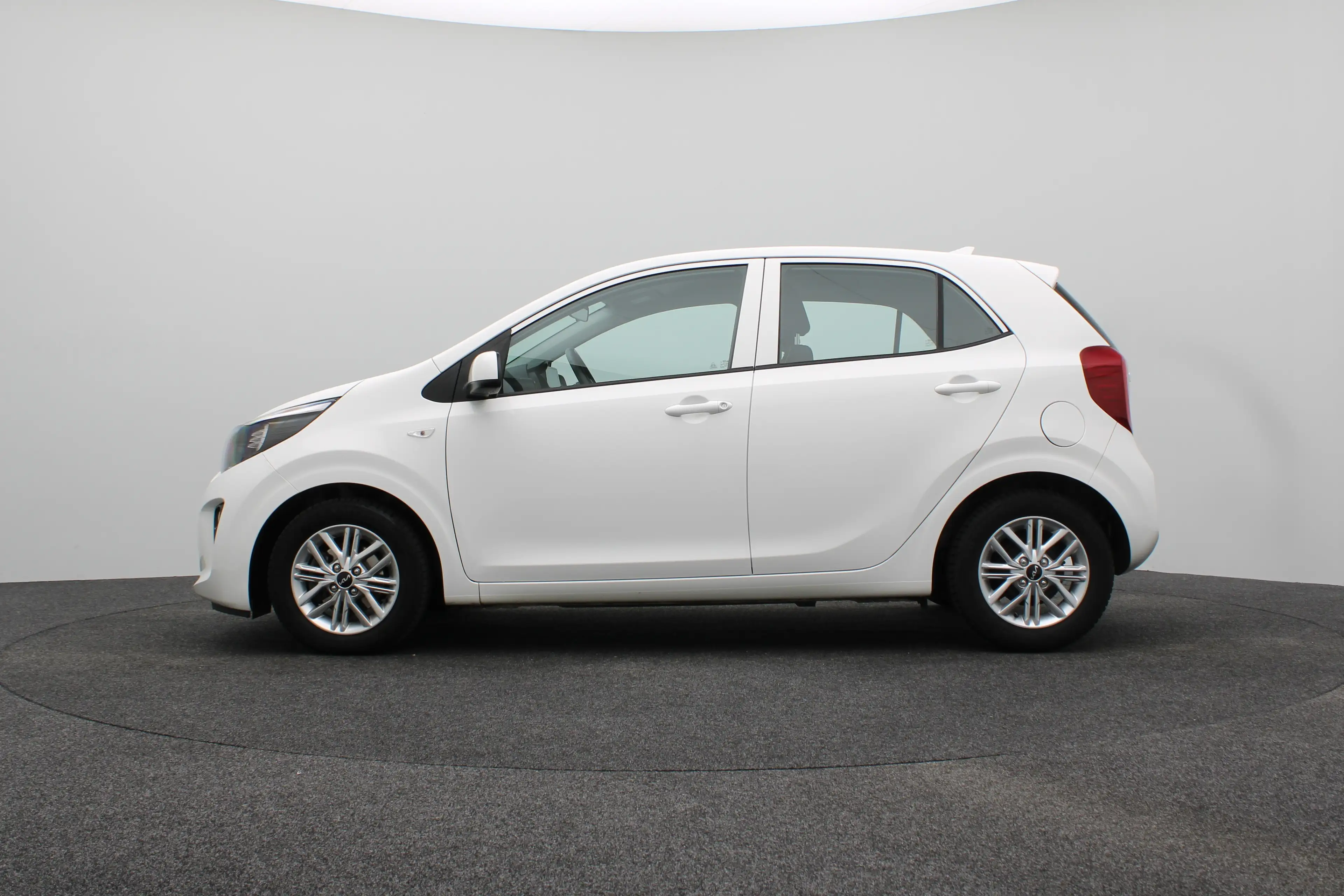 Kia Picanto 1.0 DPi DynamicLine | Achterbank in delen neerklap — photo 2