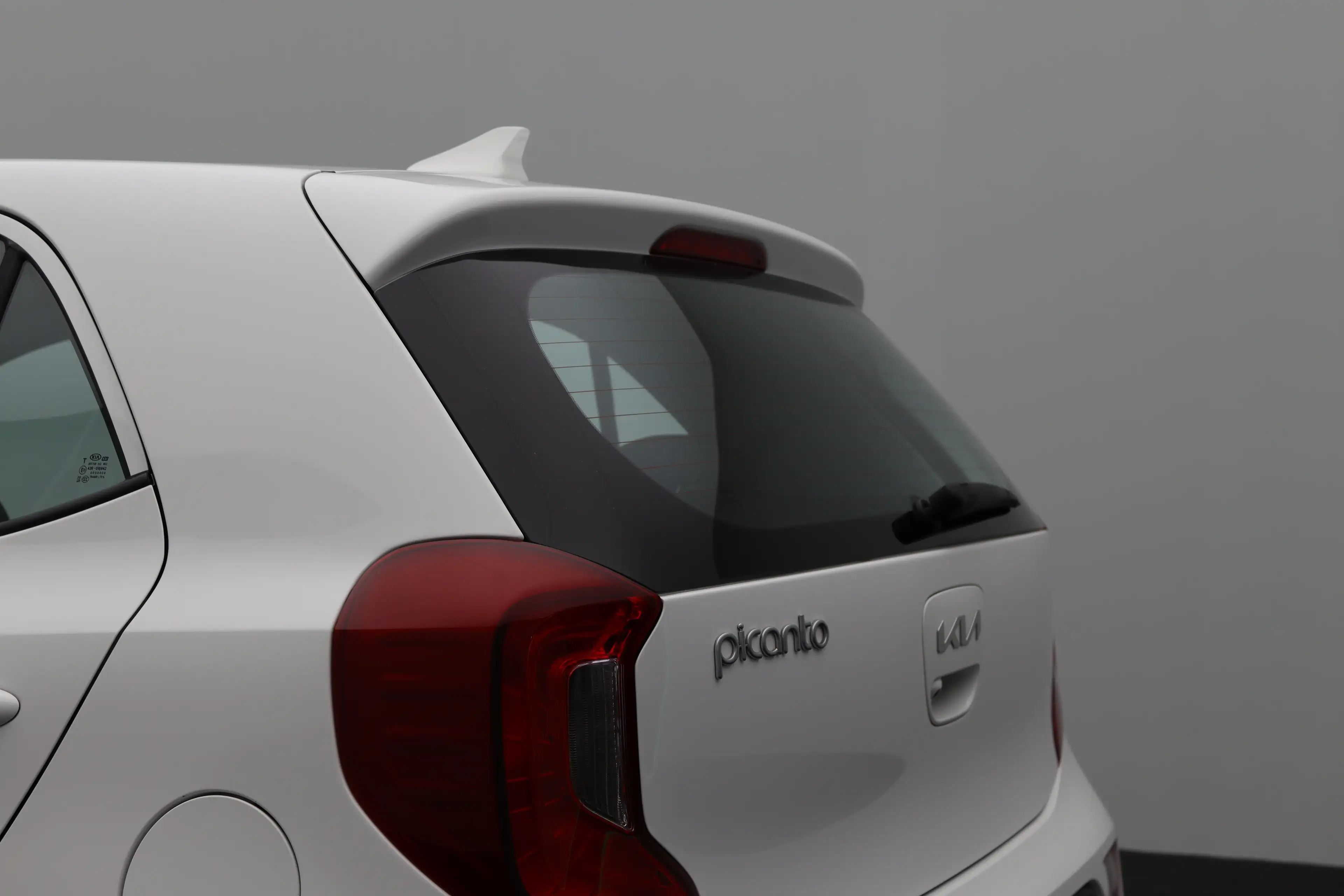 Kia Picanto 1.0 DPi DynamicLine | Achterbank in delen neerklap — photo 9