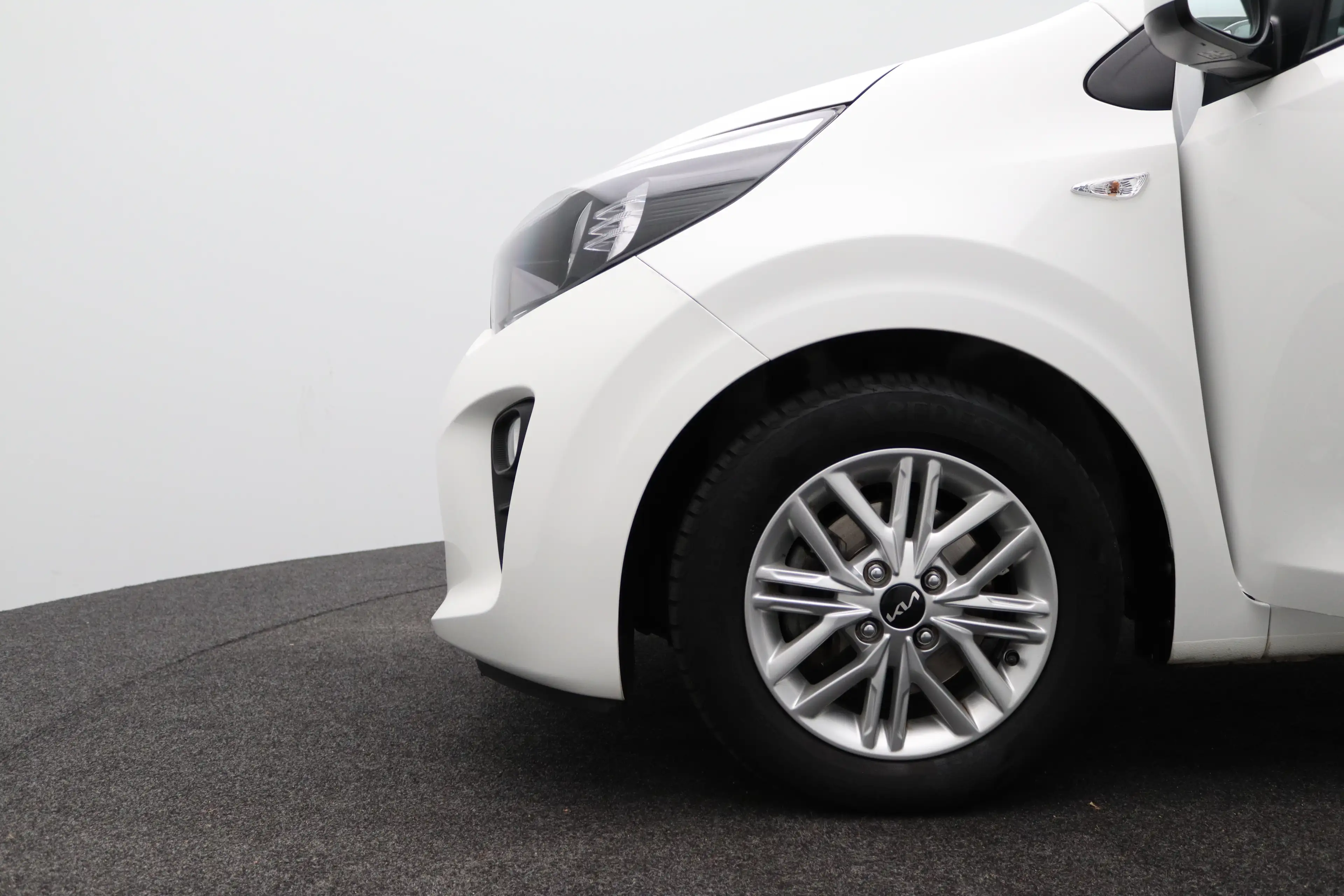 Kia Picanto 1.0 DPi DynamicLine | Achterbank in delen neerklap — photo 26