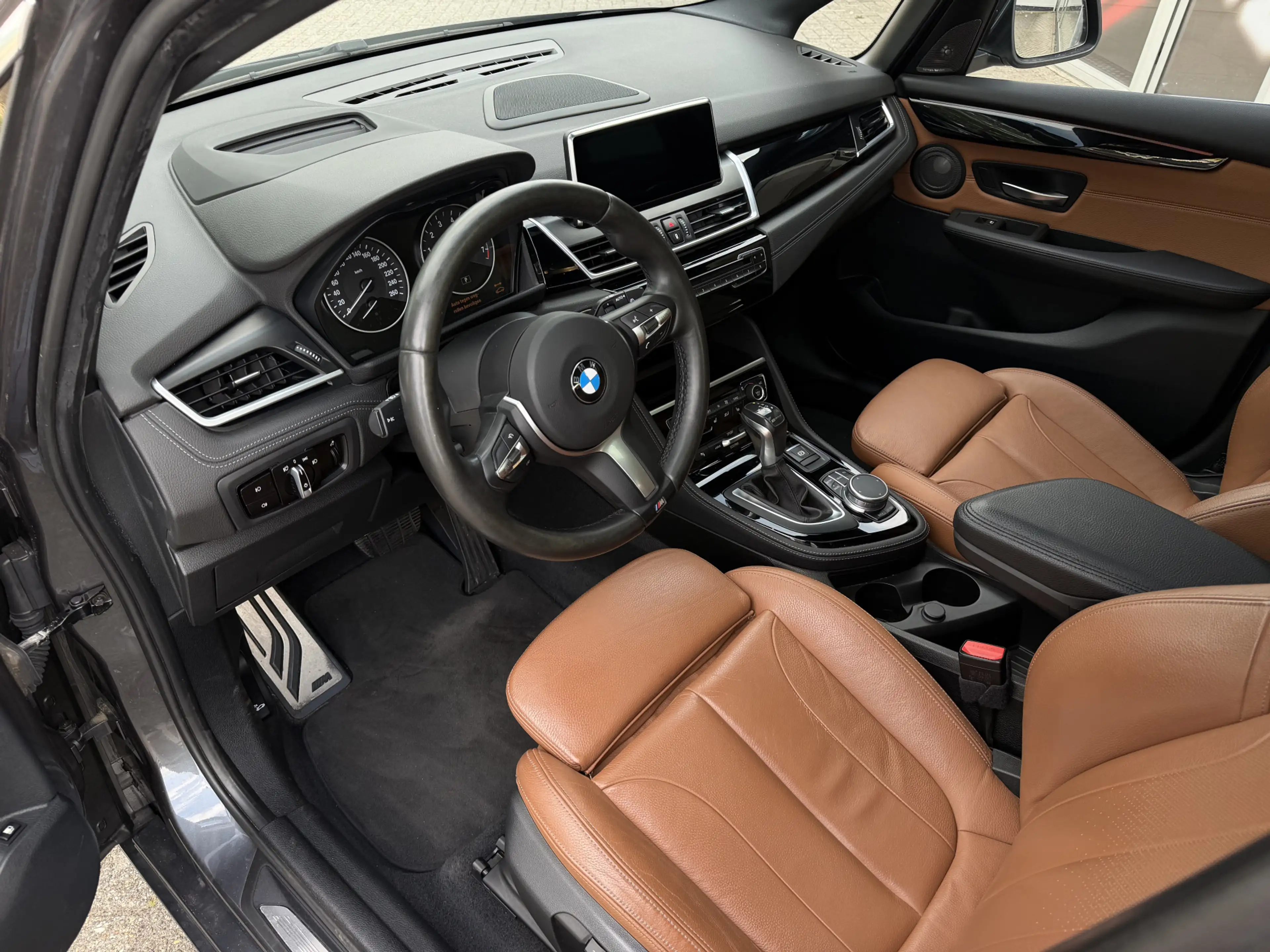 BMW 225 2-serie Active Tourer 225xe iPerformance / Leder / — photo 2