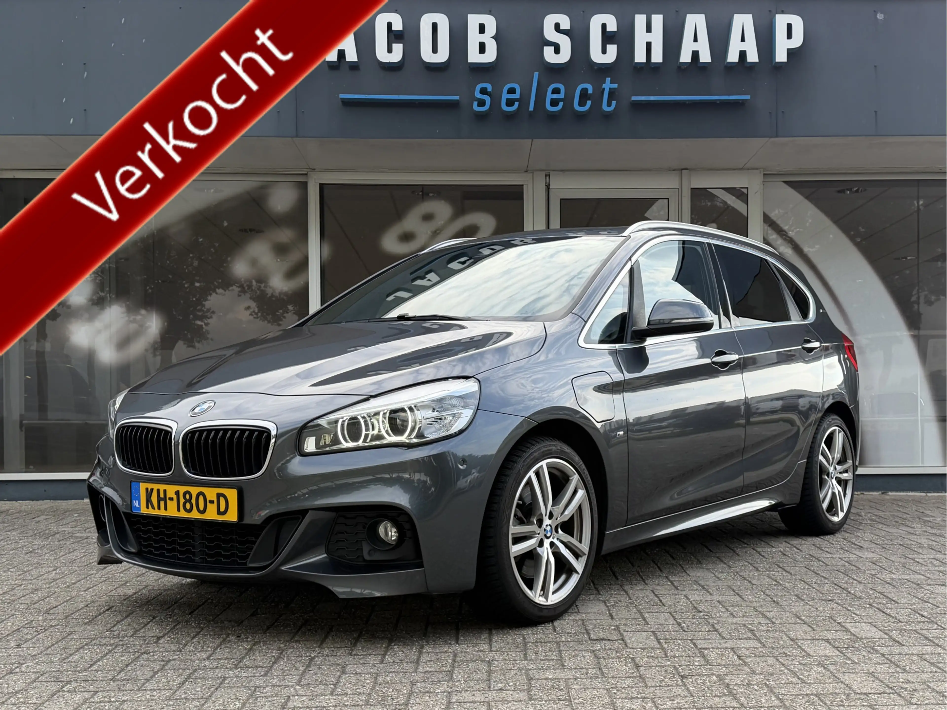 BMW 225 2-serie Active Tourer 225xe iPerformance / Leder /