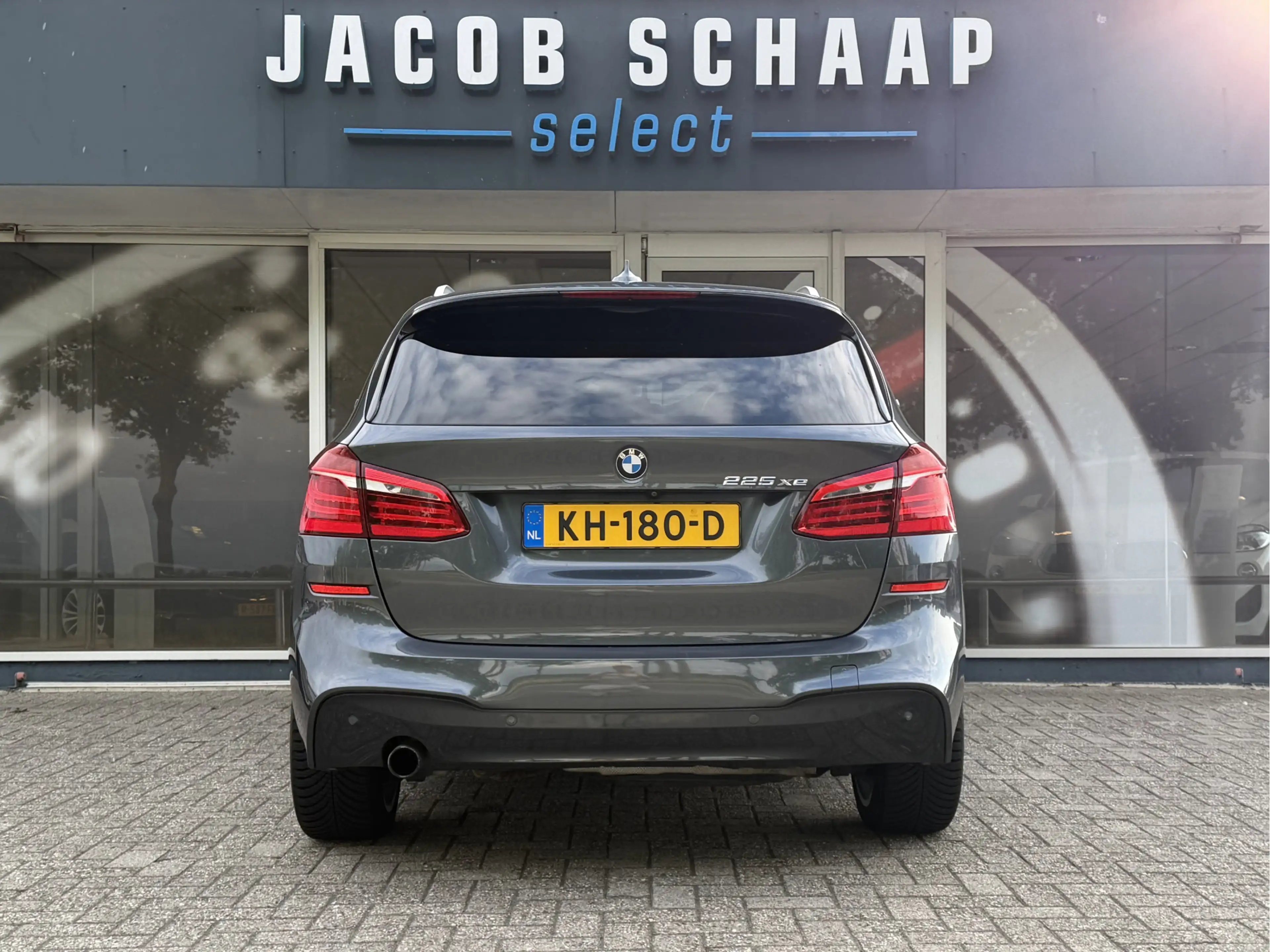 BMW 225 2-serie Active Tourer 225xe iPerformance / Leder / — photo 15