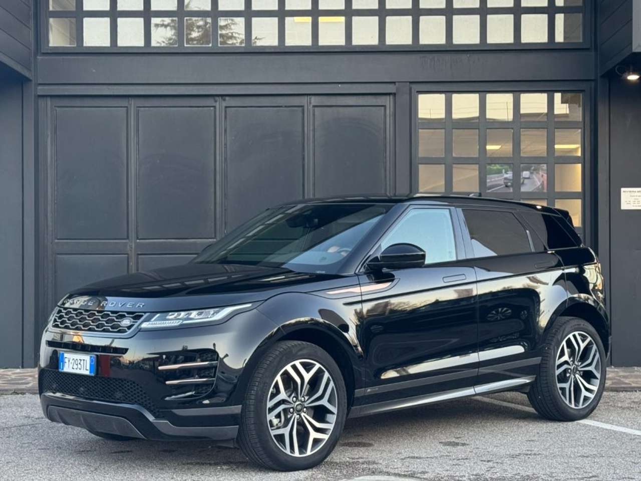 Land Rover Range Rover Evoque 2.0D I4-L.Flw 150CV AWD Aut R-Dynamic HSE