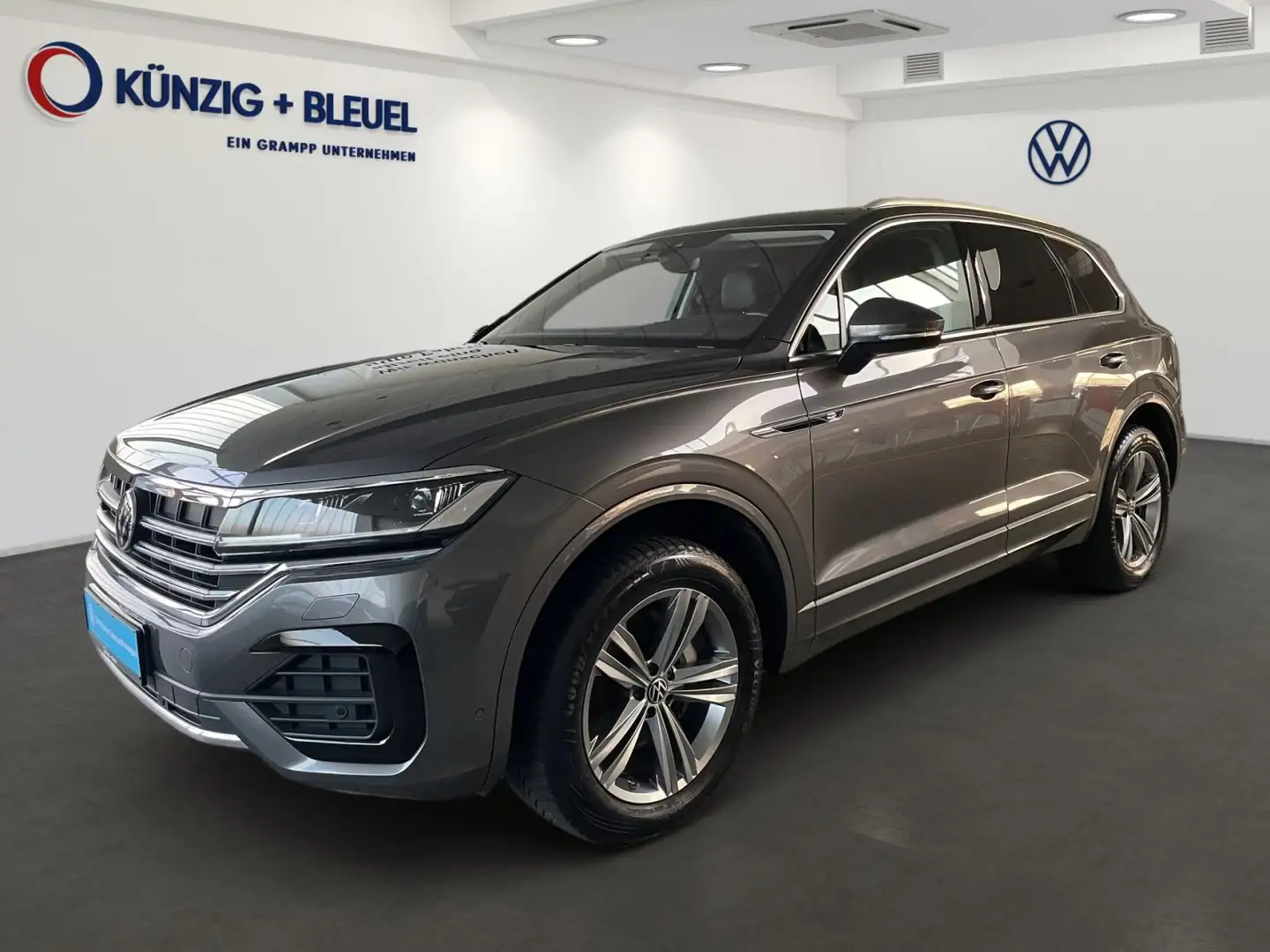 Volkswagen Touareg Elegance 3.0TDI +R-LINE+AHK+LUFT+ Gri - 2