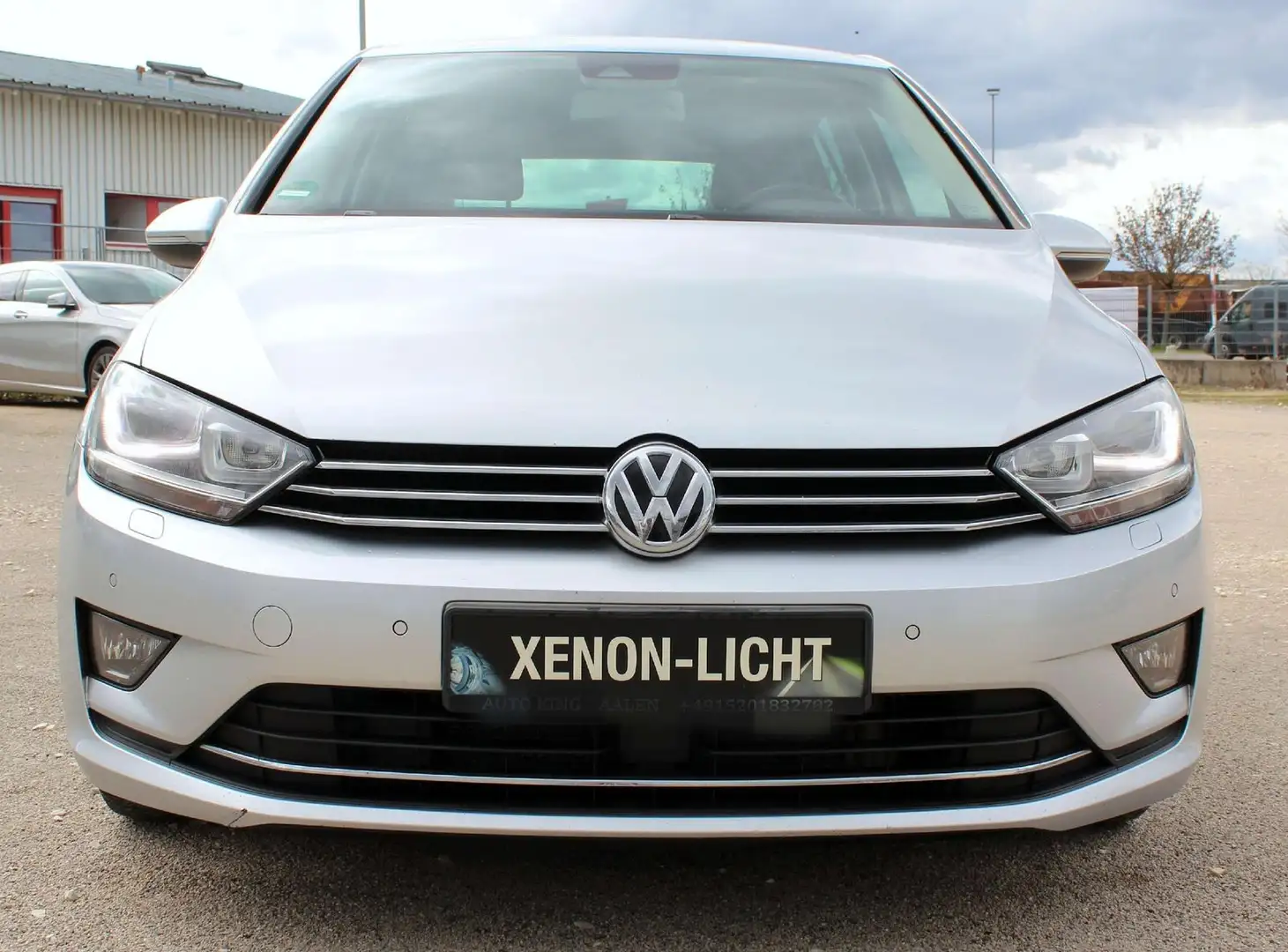 Volkswagen Golf Sportsvan VII Lounge BMT/NAVI/Bi-Xenon/Top Argento - 2