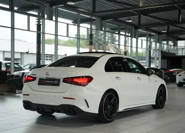 Mercedes-Benz A-Class view 8