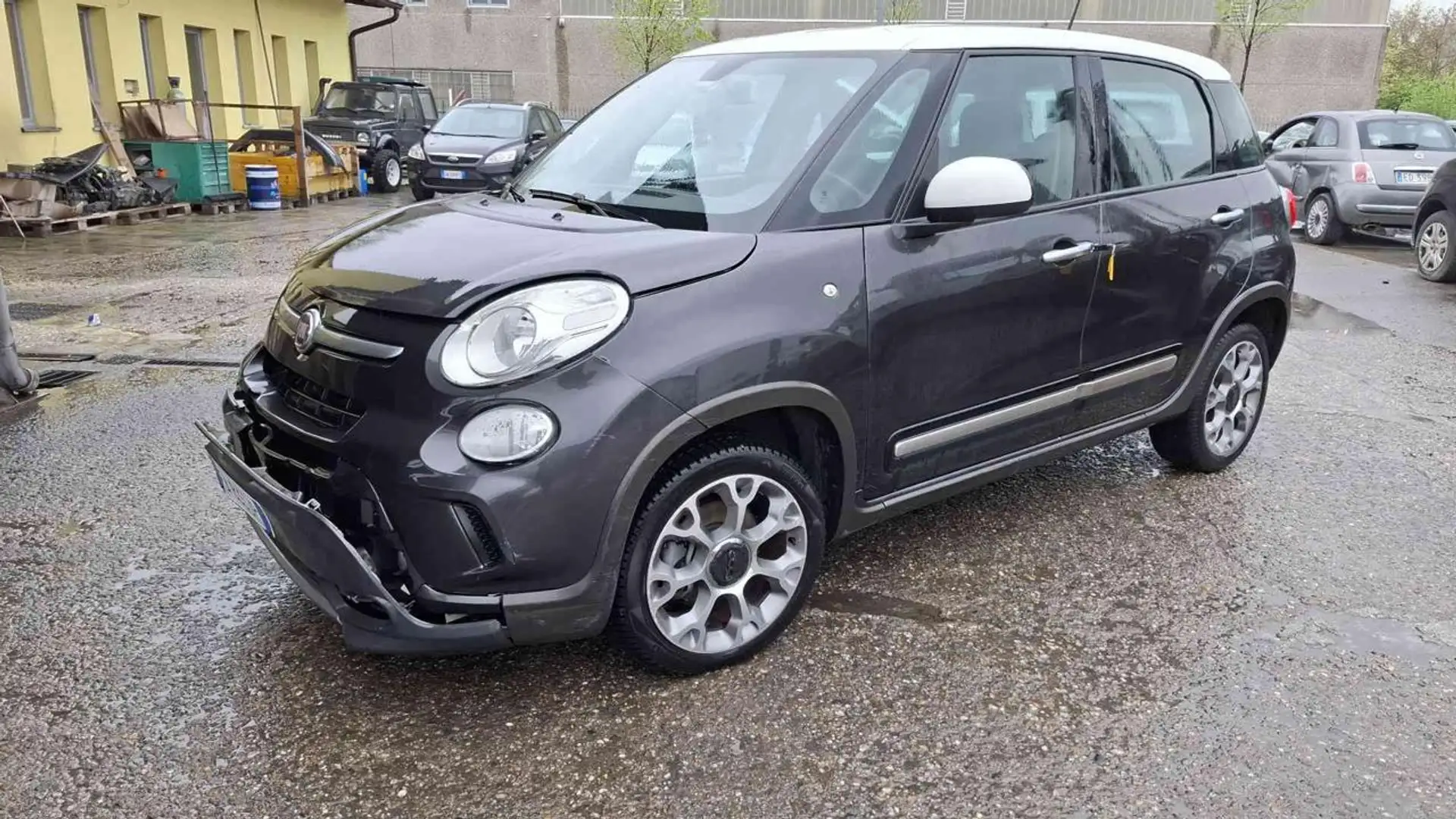 Fiat 500L 1.3 MJT DUALOGIC POCO INCIDENTATA Noir - 1