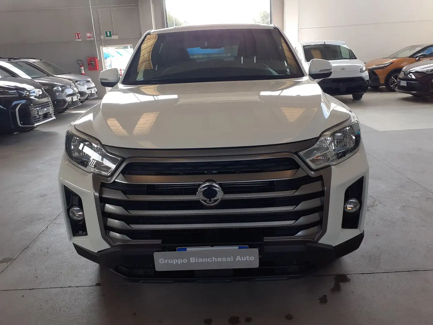 SsangYong Rexton Rexton Sports 2.2 4WD Double Cab Work XL Bianco - 2