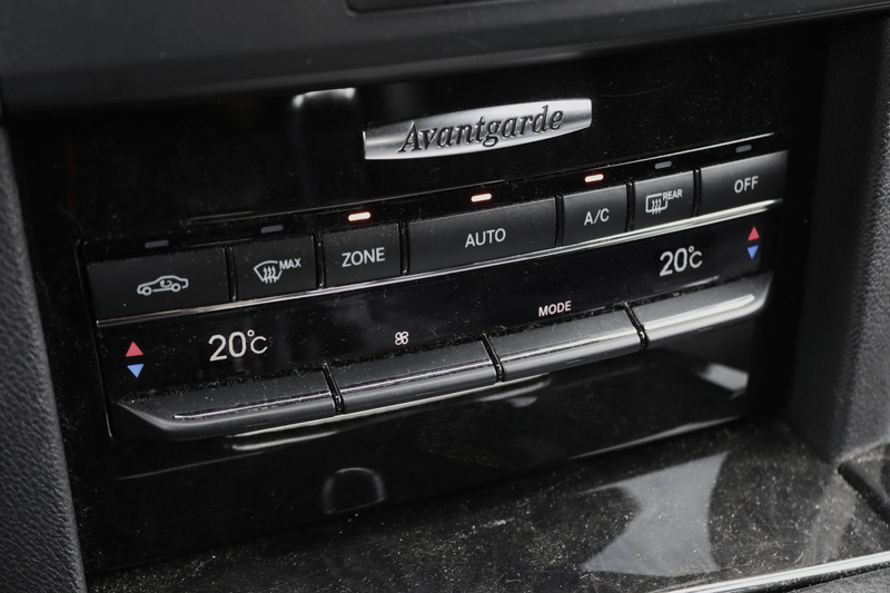 Mercedes-Benz E 200 E 200 CDI BE Avantgarde Start/Stop CruiseC — photo 13