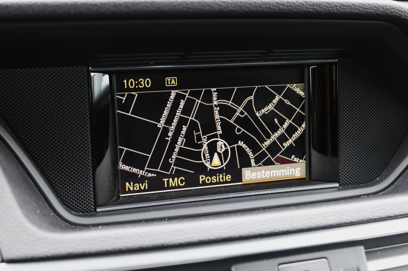 Mercedes-Benz E 200 E 200 CDI BE Avantgarde Start/Stop CruiseC — photo 14