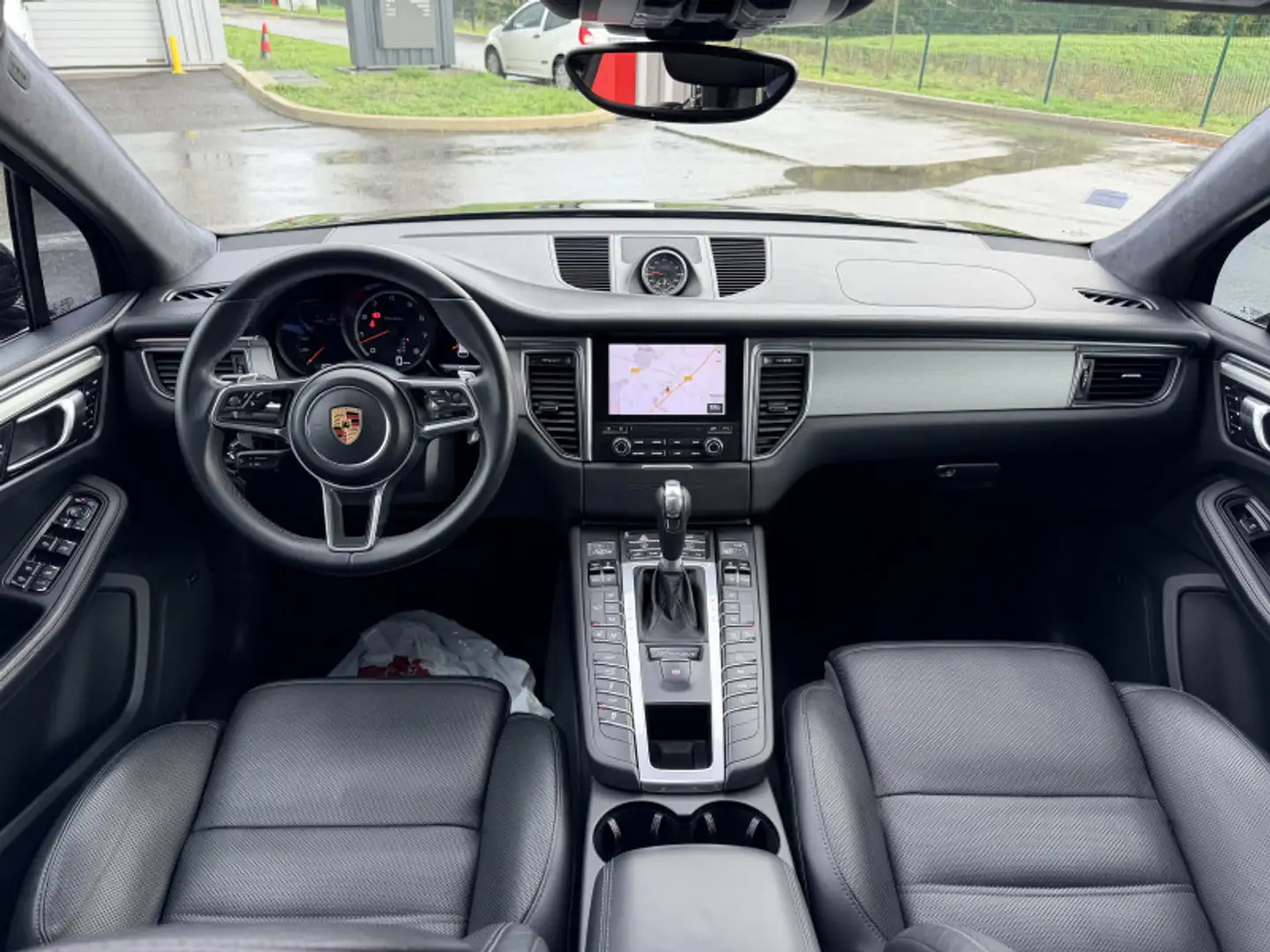 Porsche Macan (95B) 3.6 V6 440CH TURBO PACK PERFORMANCE PDK Nero - 2