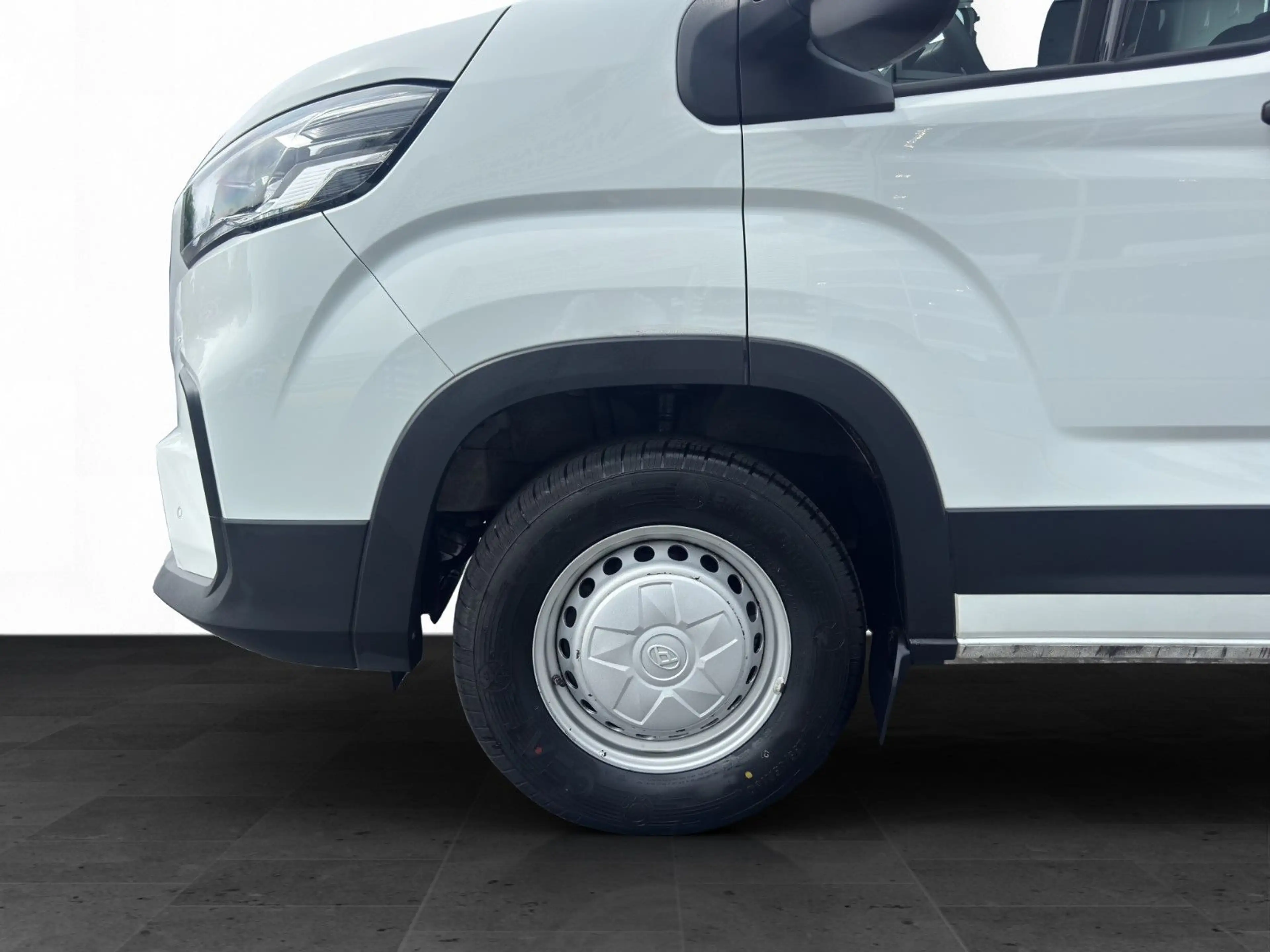Maxus Deliver 9 Kasten L3H2 *NAV*APP*PDC*CAM*3-Sitze* — photo 9