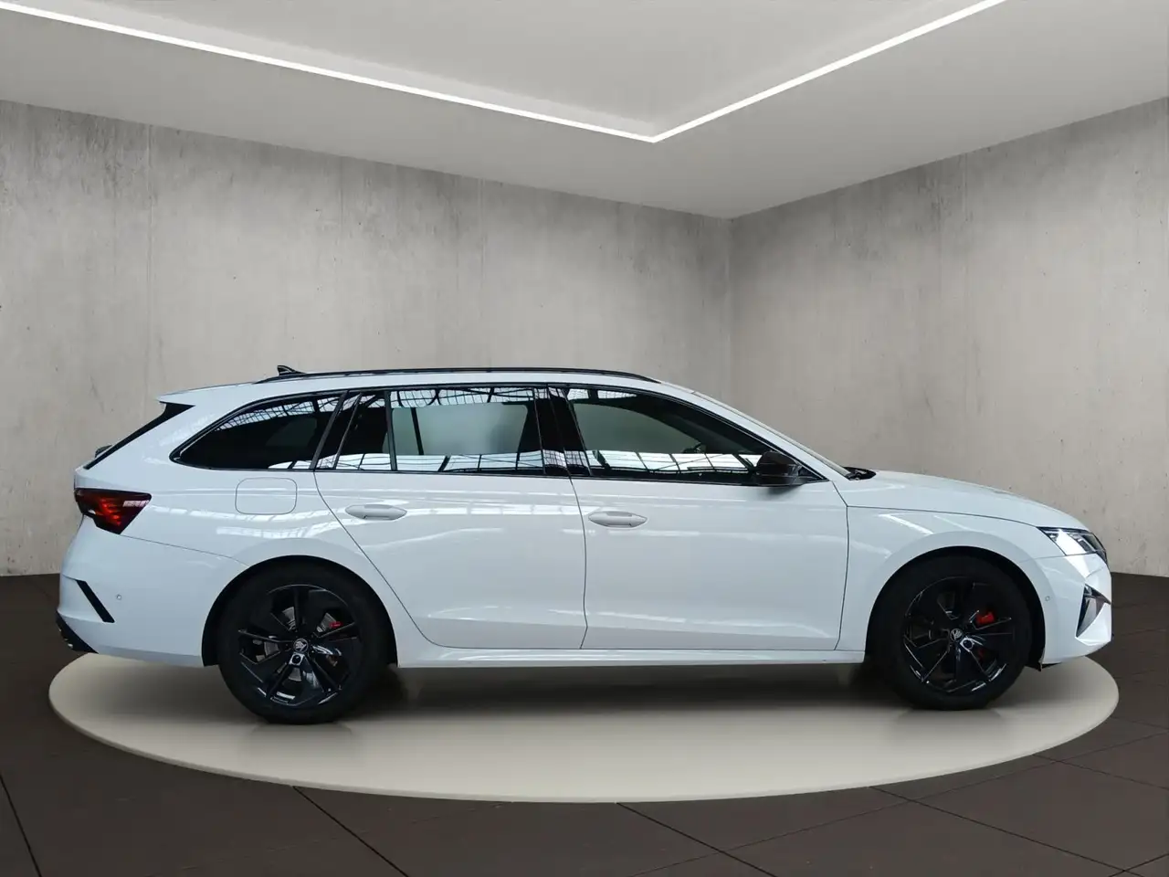 Skoda Octavia 2026 — фото 6
