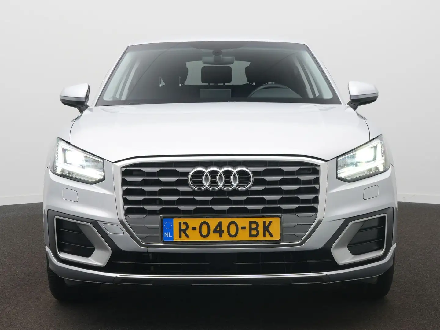 Audi Q2 30 TFSI Epic | Cruise | Climate | Navi | Trekhaak Gris - 2