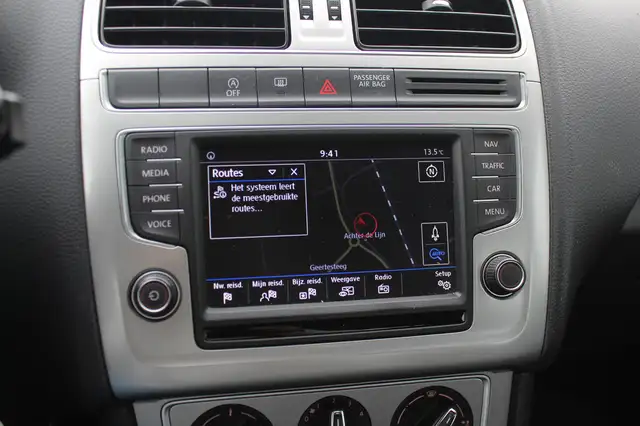 Volkswagen Polo view 13