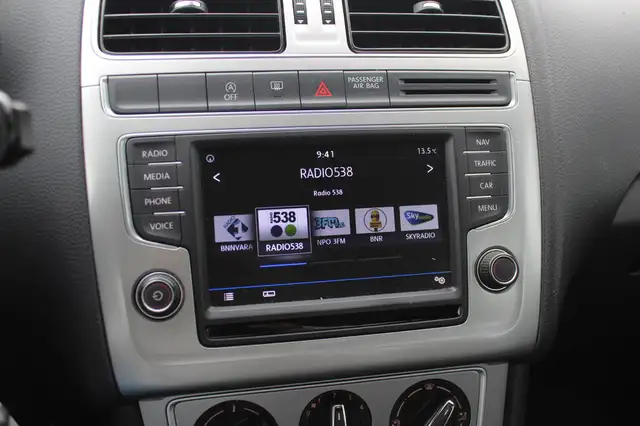 Volkswagen Polo view 11