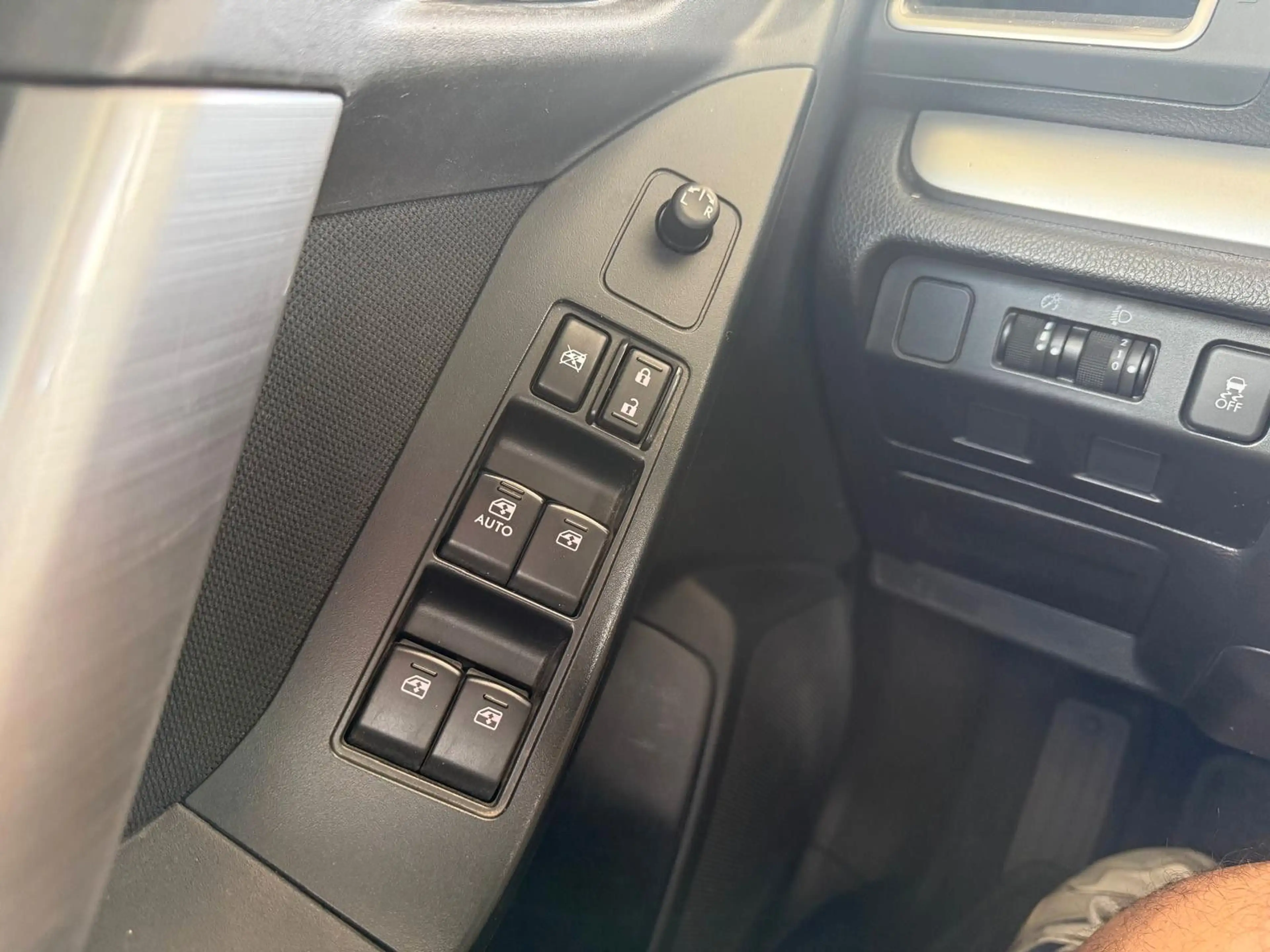 Subaru Forester Active *AHK *TÜV 02/2028*STHZ*SHZ* — photo 9