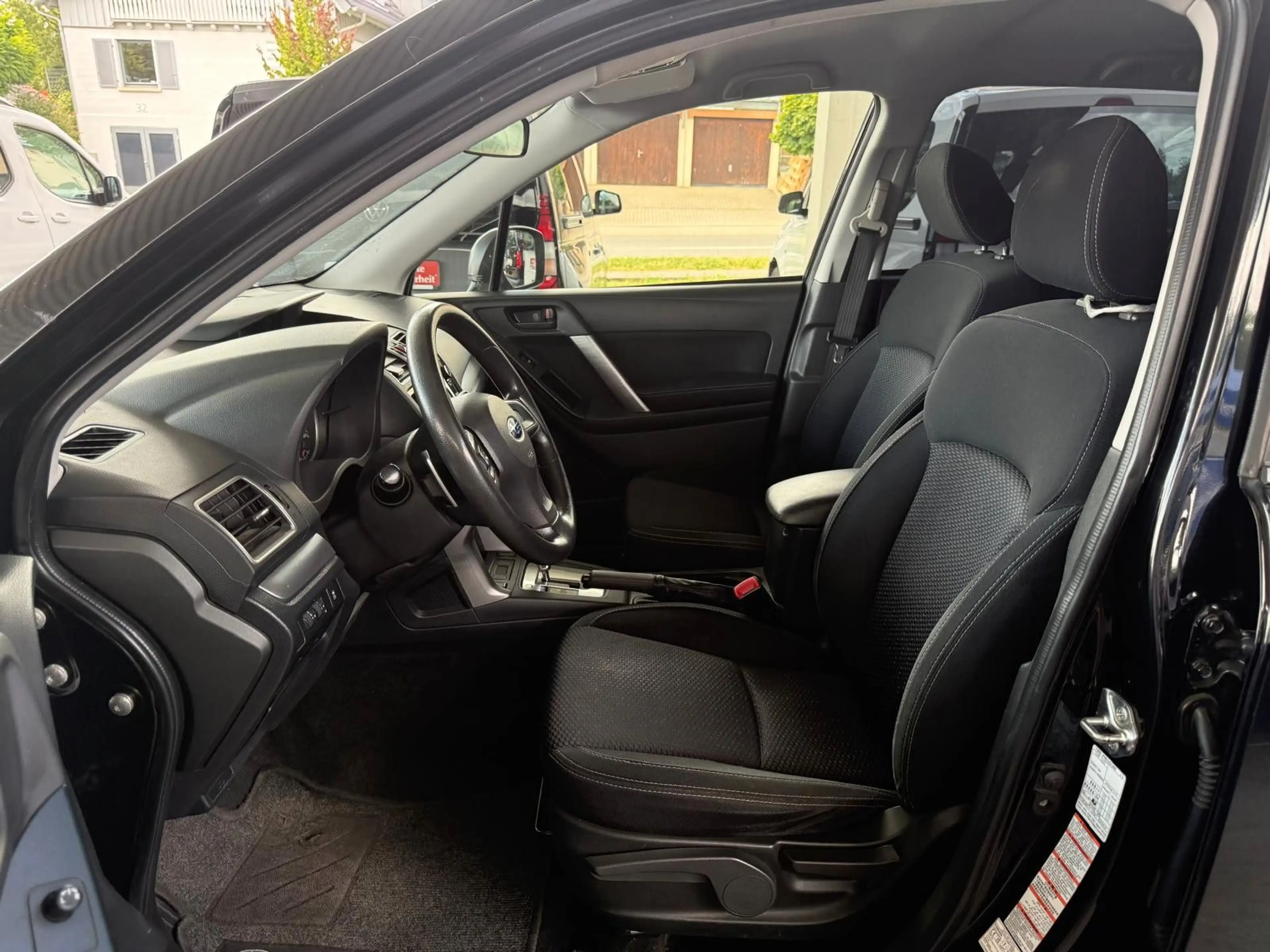 Subaru Forester Active *AHK *TÜV 02/2028*STHZ*SHZ* — photo 14