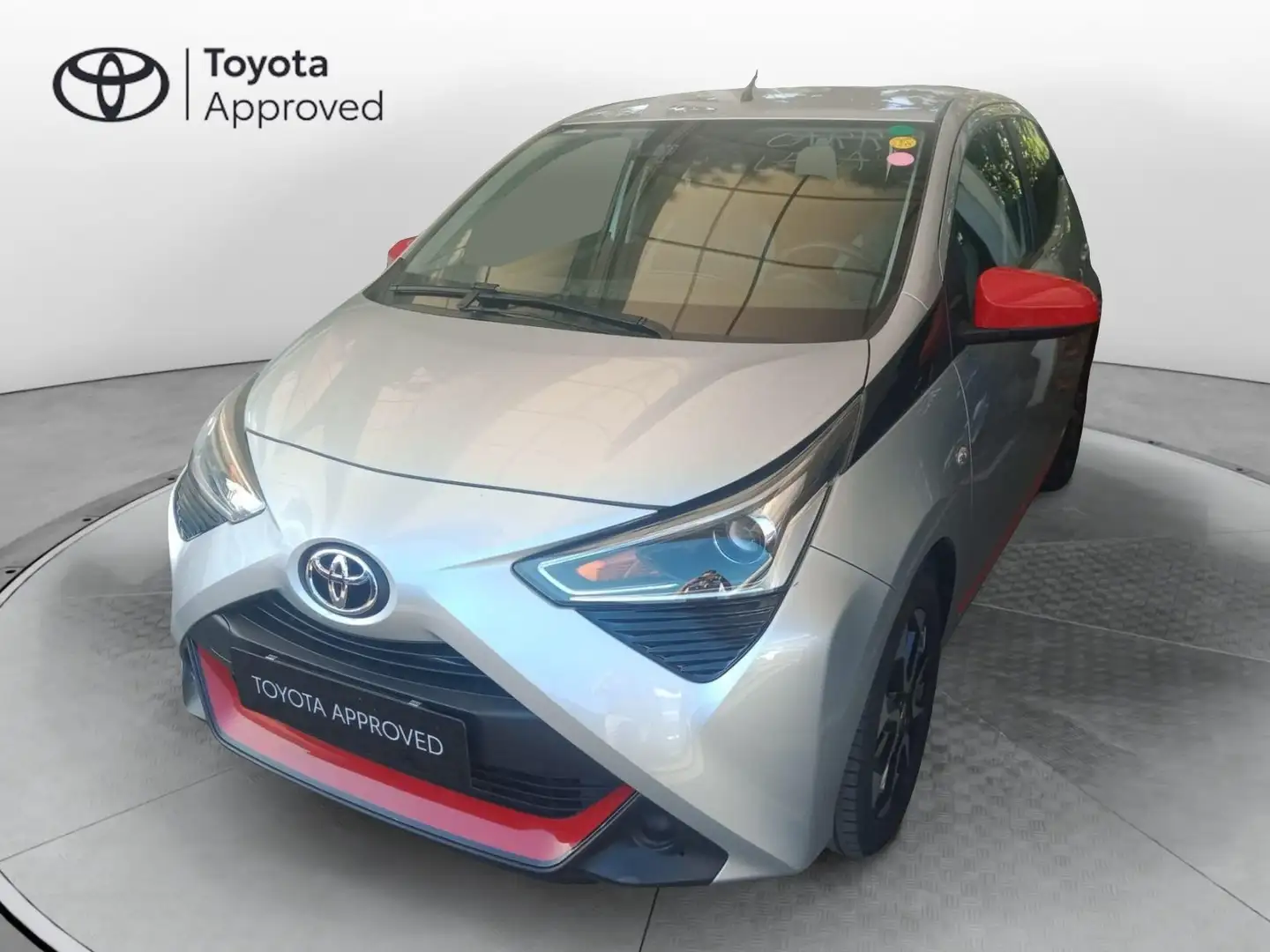 Toyota Aygo 1.0 VVT-i 72 CV 5 porte x-fun - 1