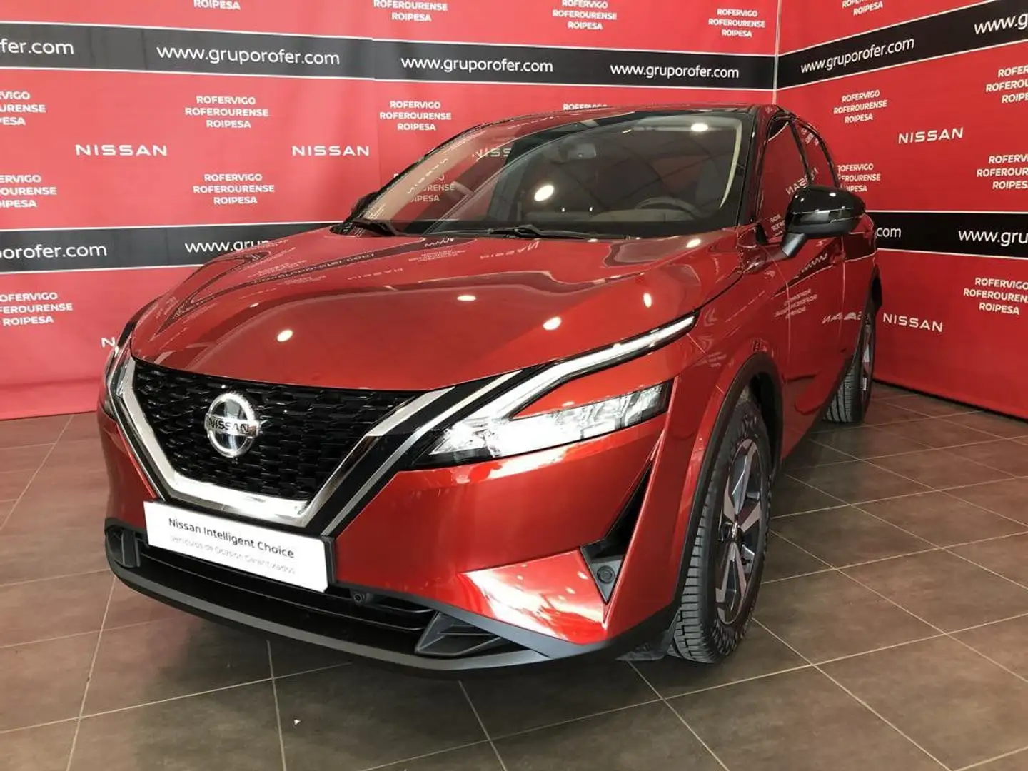 Nissan Qashqai 1.3 DIG-T mHEV 12V N-Connecta 4x2 103kW Rojo - 1