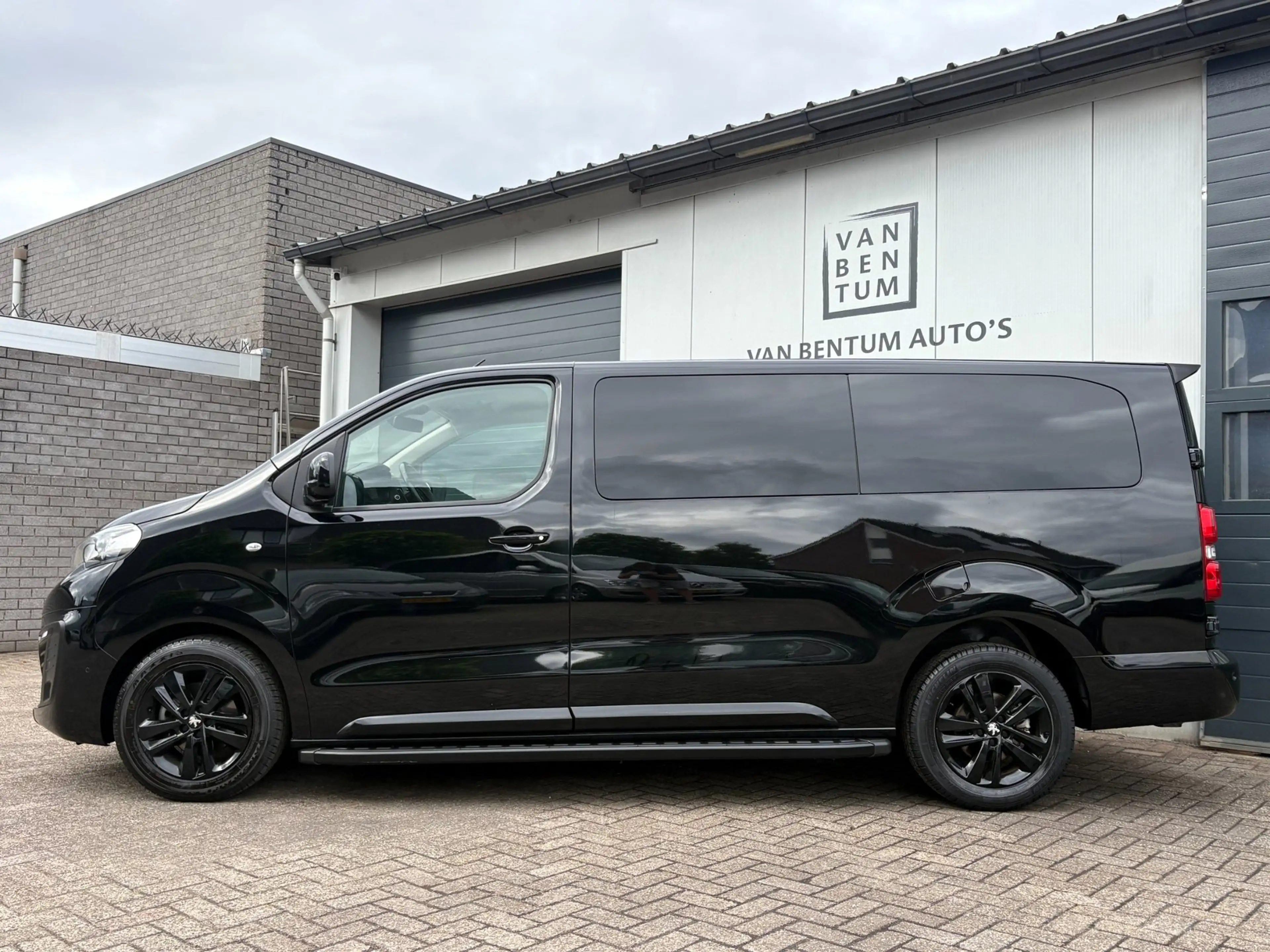 Peugeot Expert 2.0BlueHDI 180pk Autom. SPORT ED. Camera Carplay — photo 4