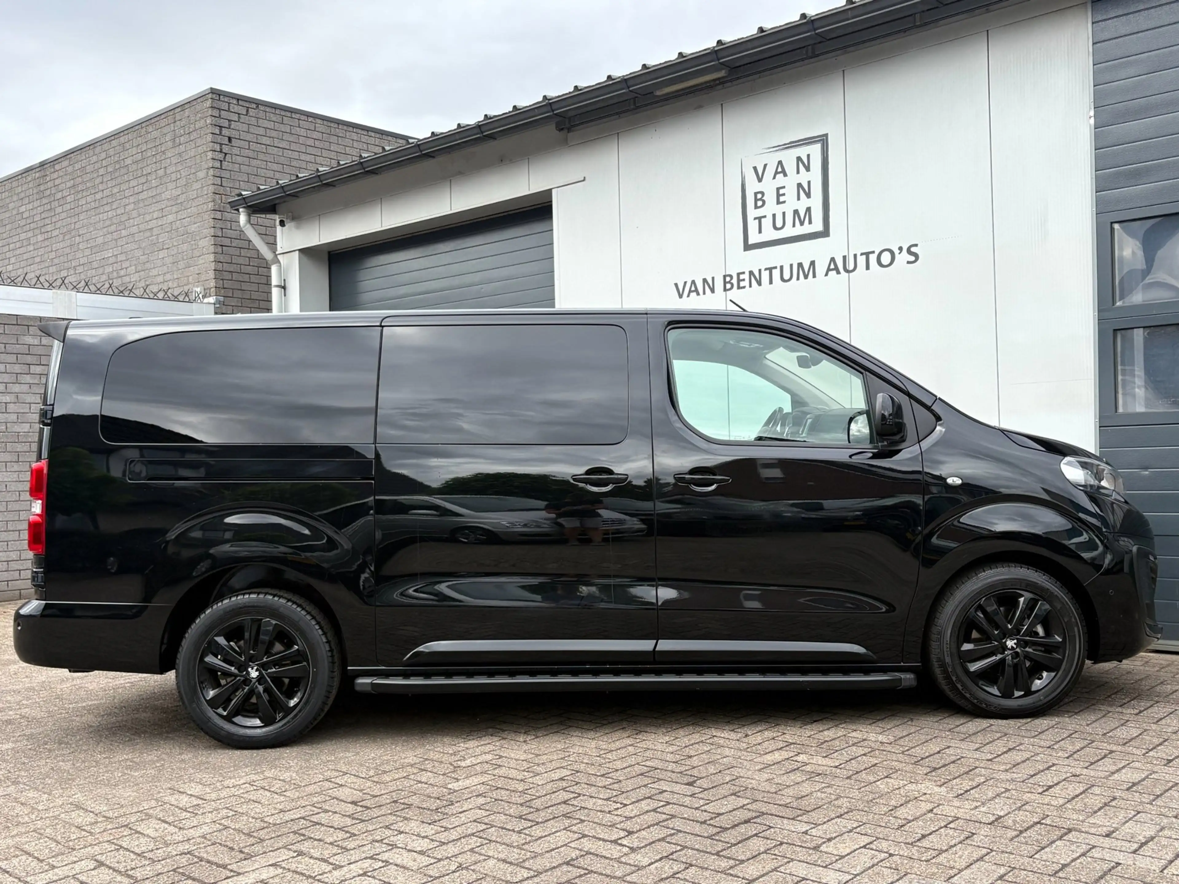 Peugeot Expert 2.0BlueHDI 180pk Autom. SPORT ED. Camera Carplay — photo 8