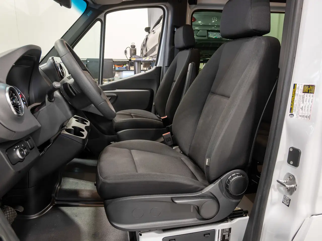 Mercedes-Benz Sprinter снимка Mercedes-Benz Sprinter