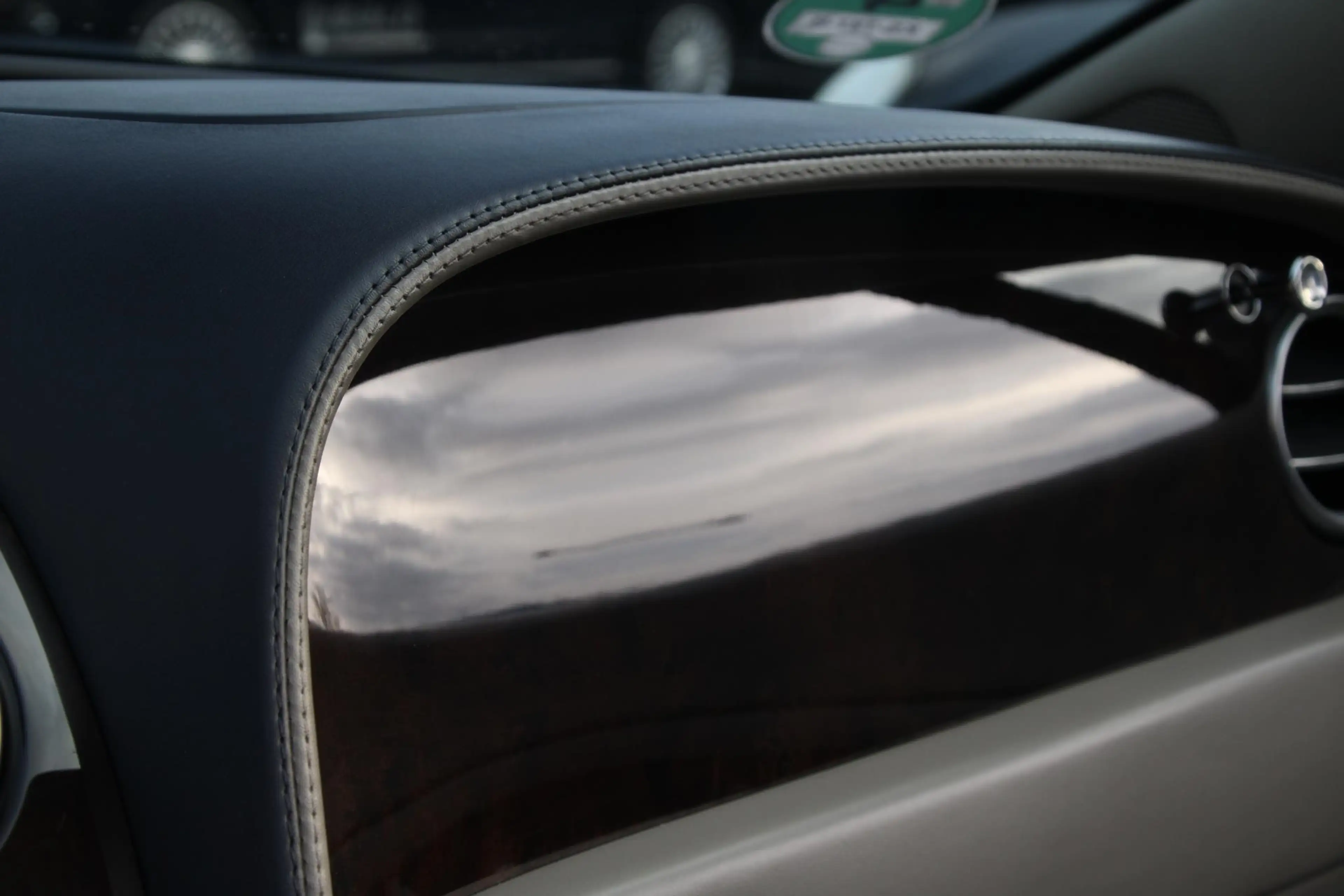 Bentley Continental GTC 6.0 W12 | 20" Speed | Diamond Stitching | — photo 38