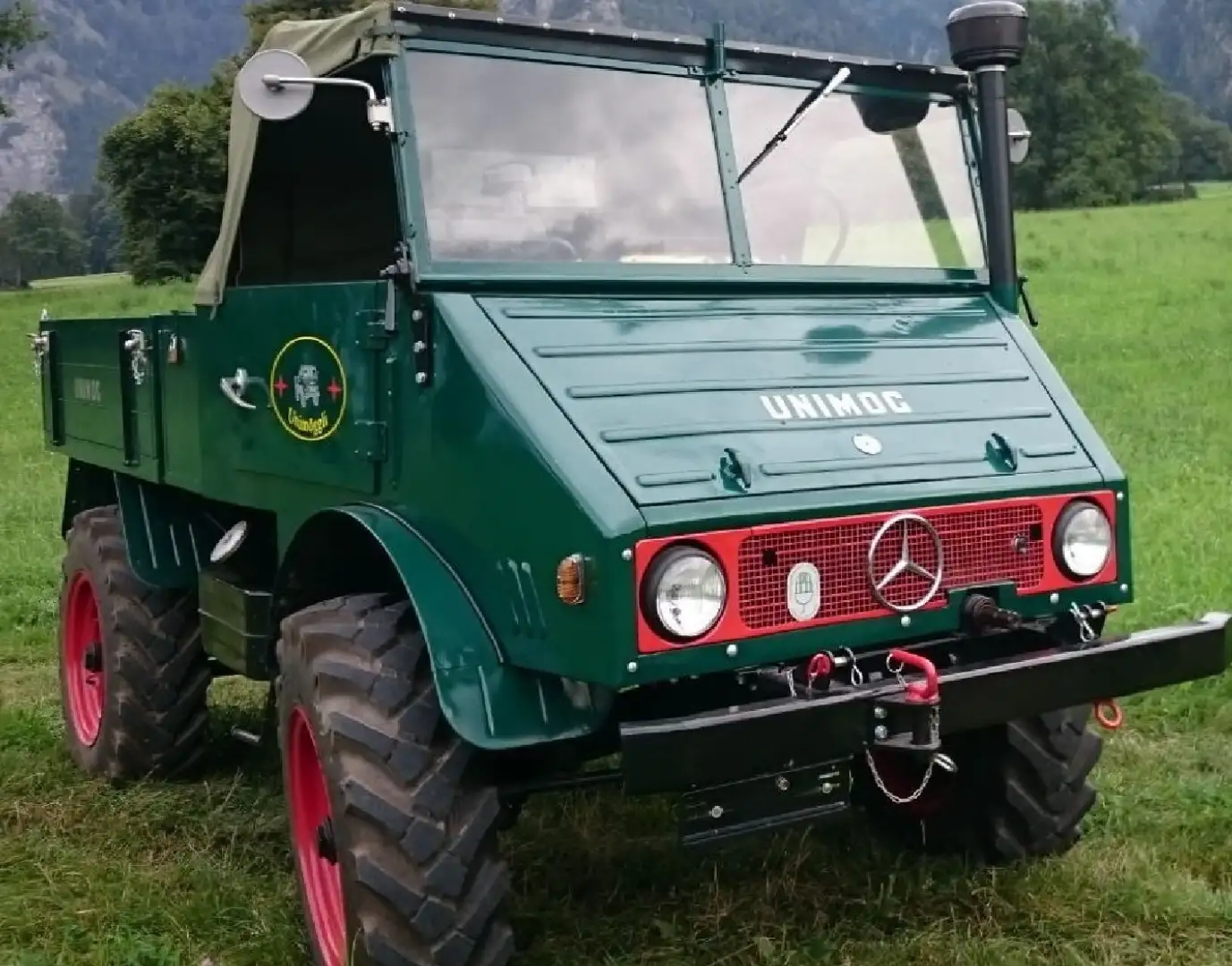 Mercedes-Benz Unimog 402 Verde - 1
