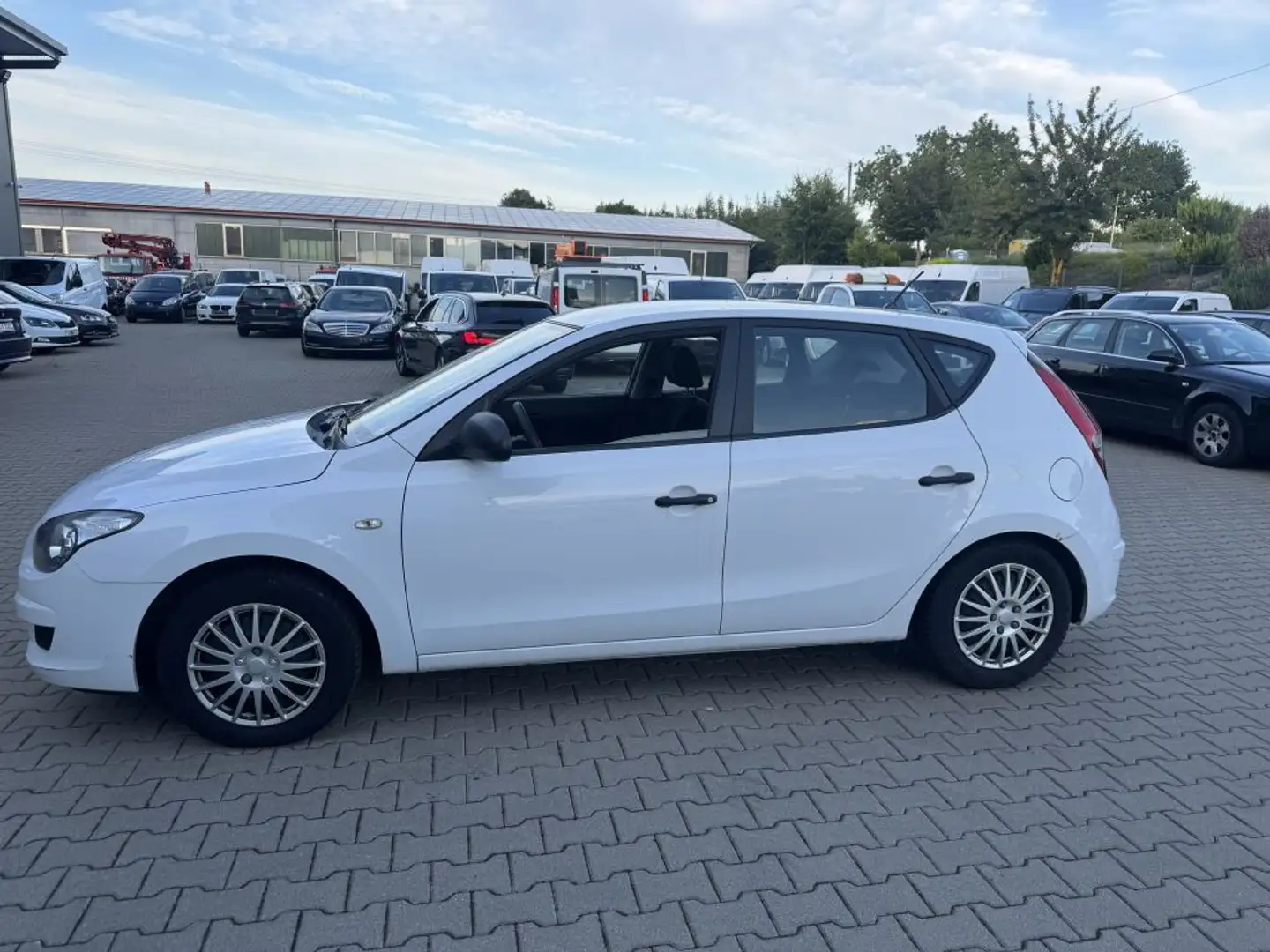 Hyundai i30 cw 1.4 Edition Plus - 2