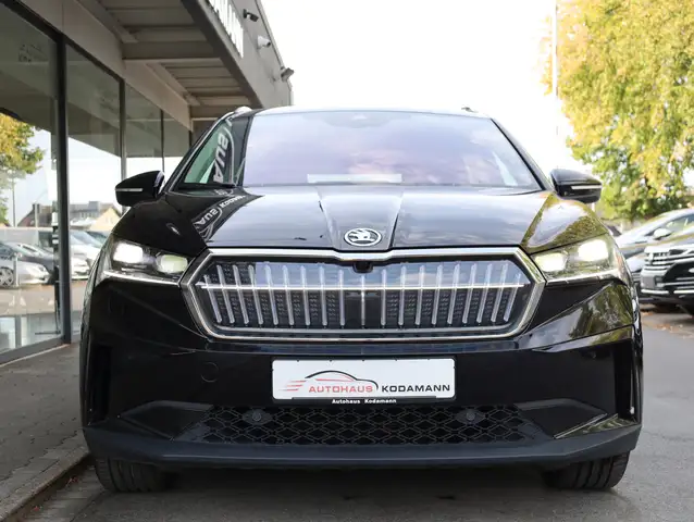 Skoda Enyaq view 3