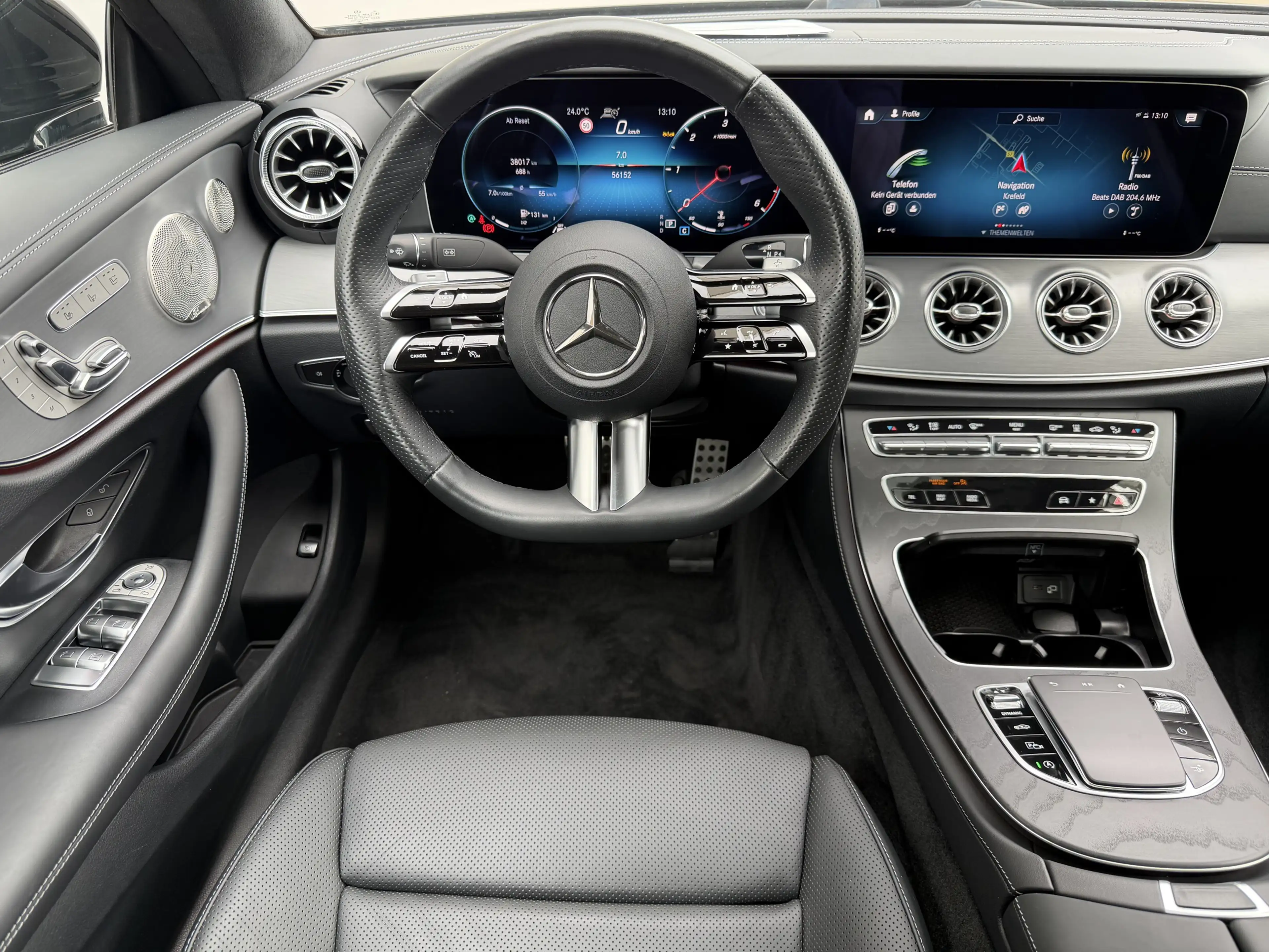 Mercedes-Benz E 400 d Coupe 4Matic Night Edition AMG LINE — photo 8
